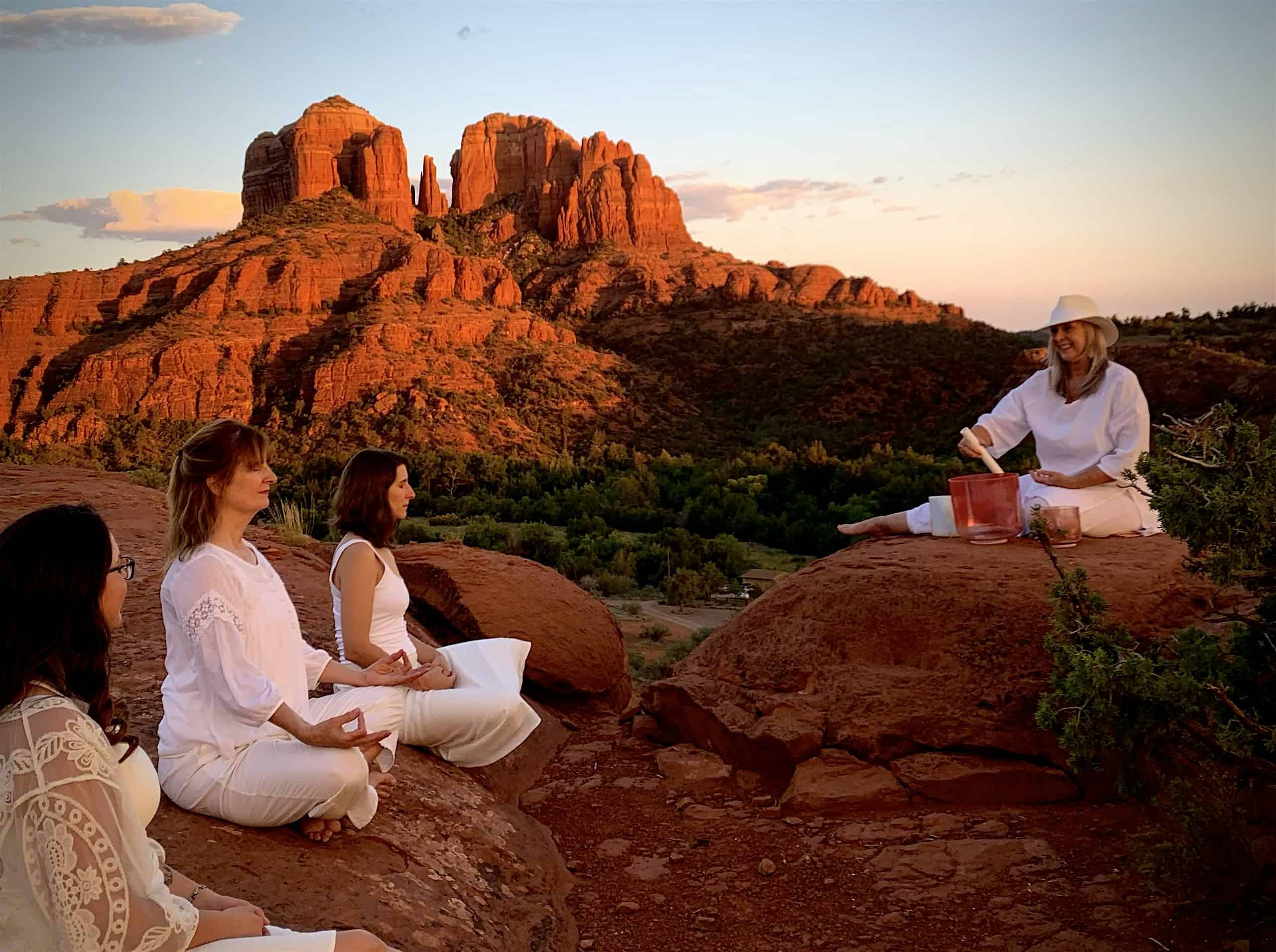 Crystal Tones Hillside Sedona – Evening Sound Bath Session at Crystal Tones, Hillside Sedona Shopping Center – Sedona, AZ