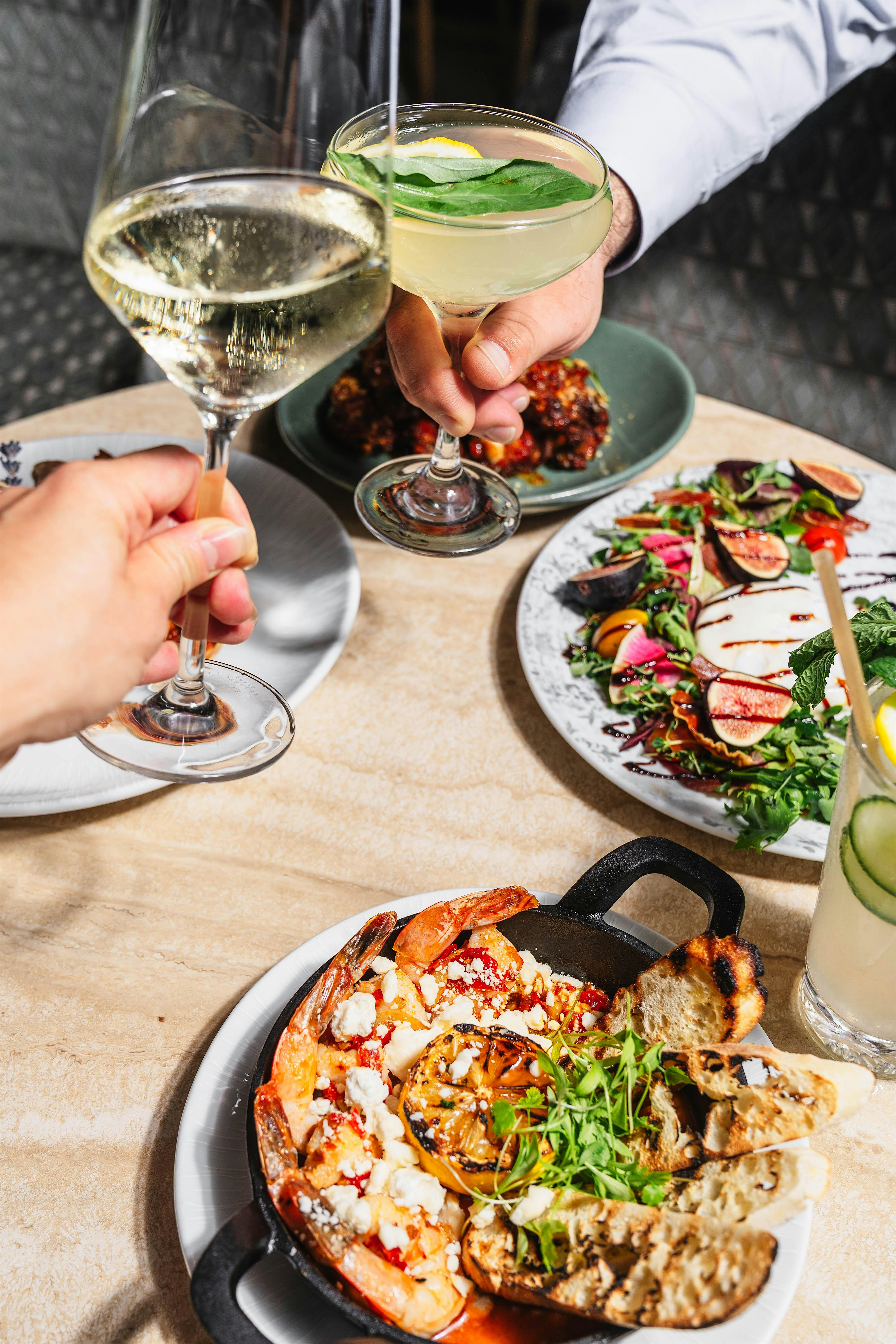 Hudson Happy Hour at Hyatt Regency Jersey City on the Hudson – Jersey City, NJ