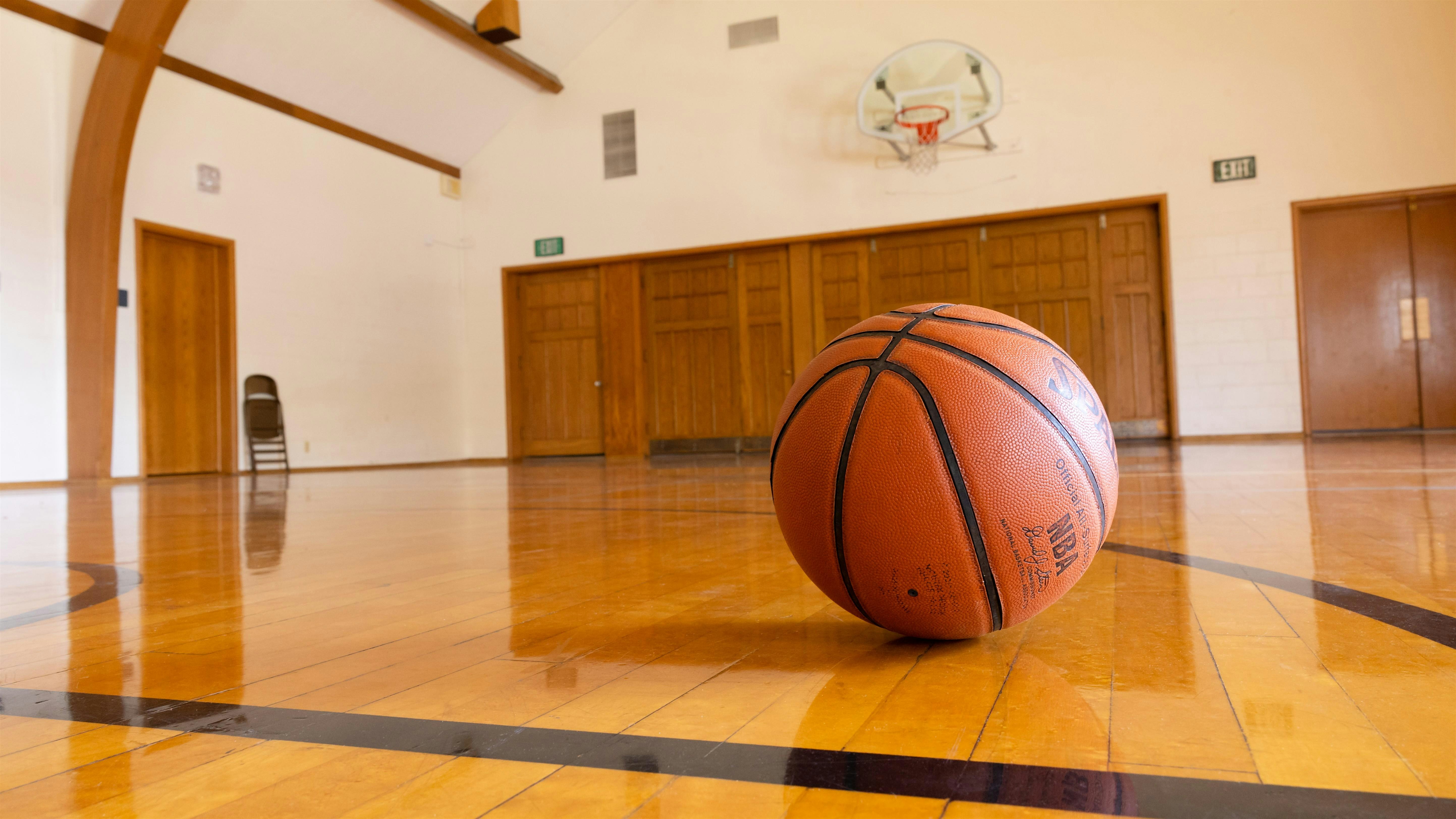Newberg 1st Ward Men’s basketball at The Church of Jesus Christ of Latter-day Saints – Newberg, OR