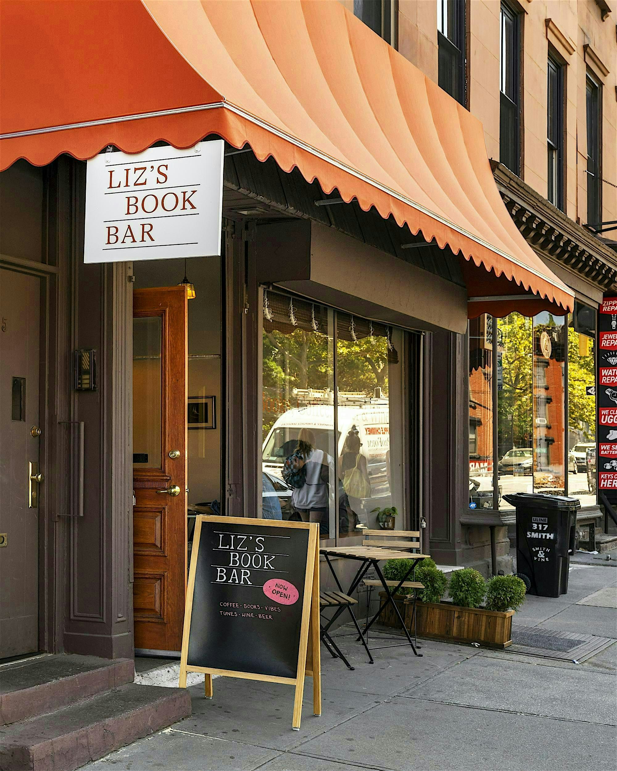 Drink ‘N Draft at Liz’s Book Bar – Brooklyn, NY