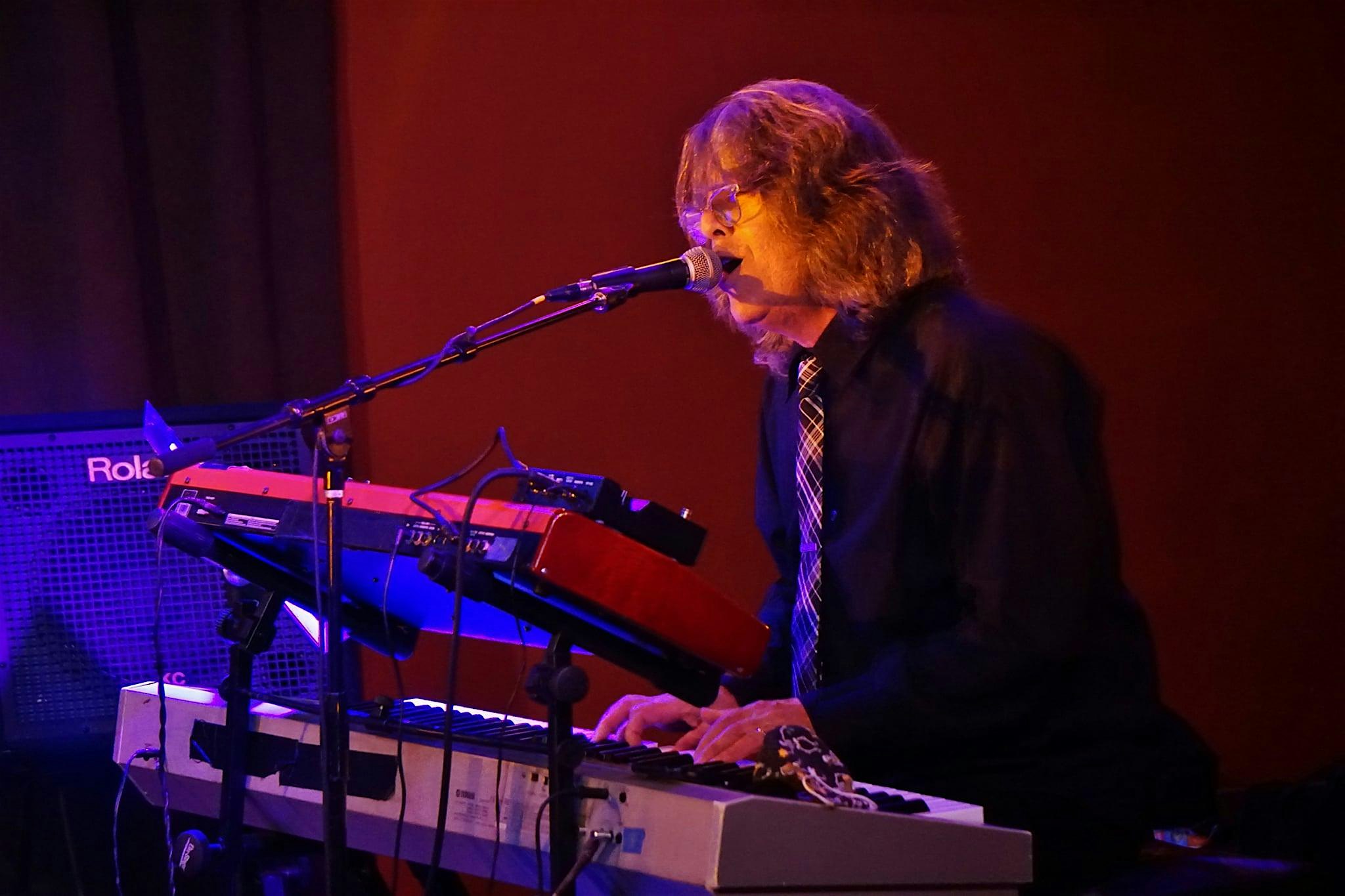 Club Fox Blues Jam BAXTER ROBERTSON & The California Psychics at Club Fox – Redwood City, CA