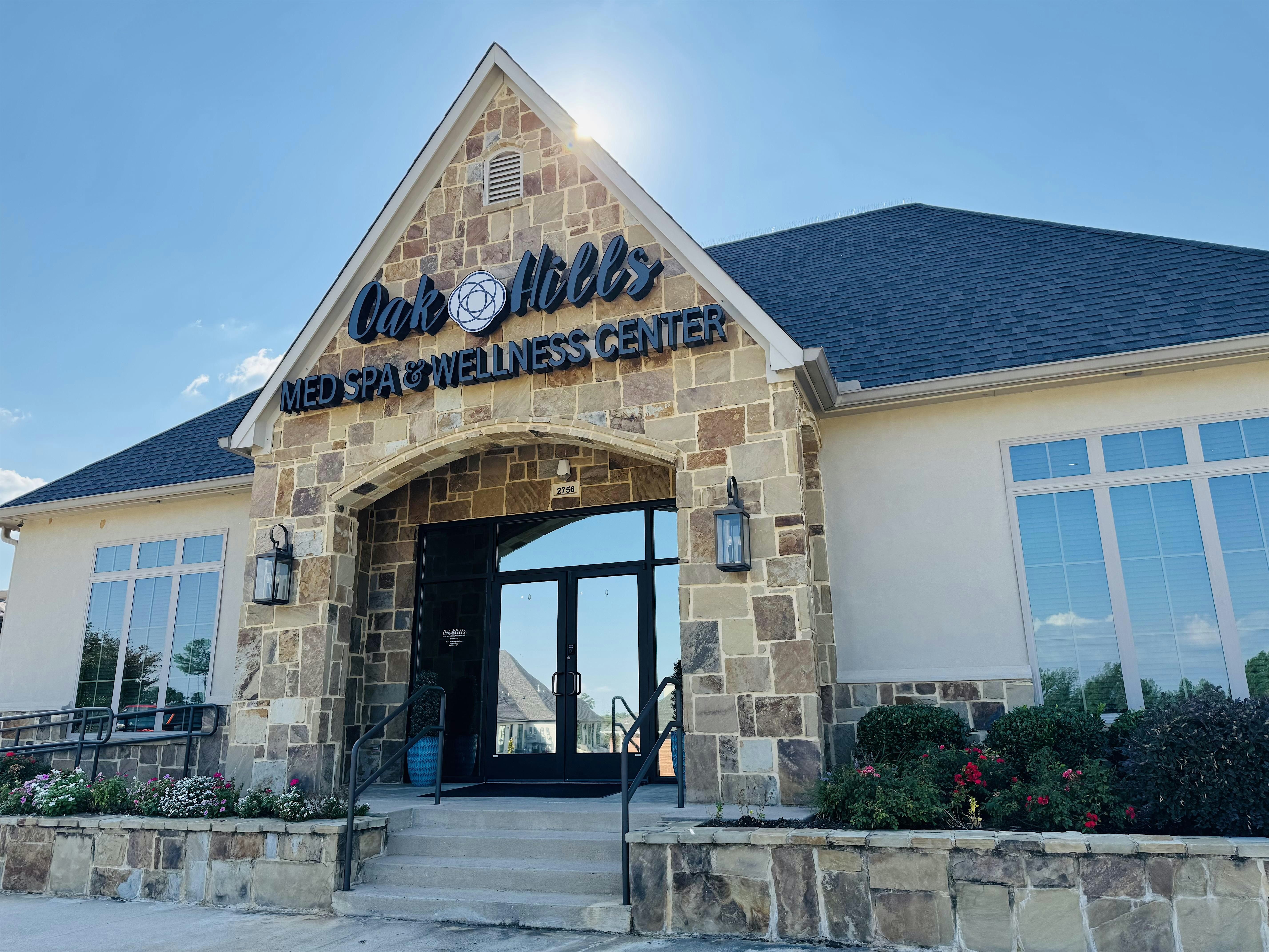 Oak Hills Med Spa & Wellness Center Glitz and Glamour Open House at 2756 Elkton Trail – Tyler, TX