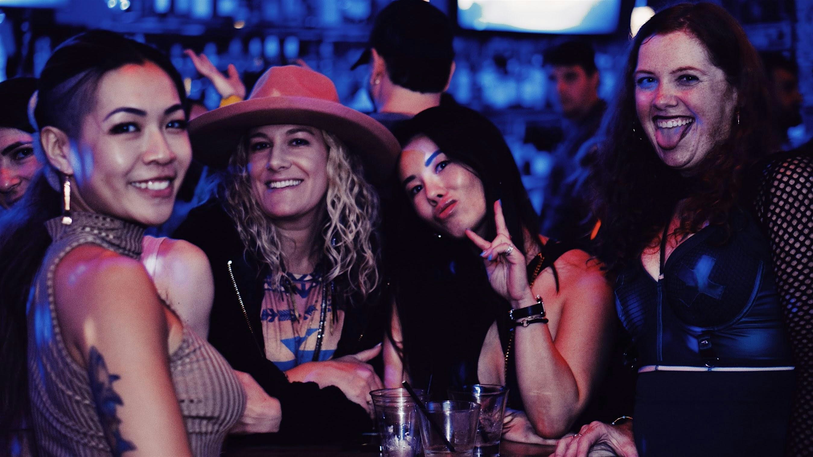 Dance Electric @ Kitsch Bar (Costa Mesa) at Kitsch Bar – Costa Mesa, CA