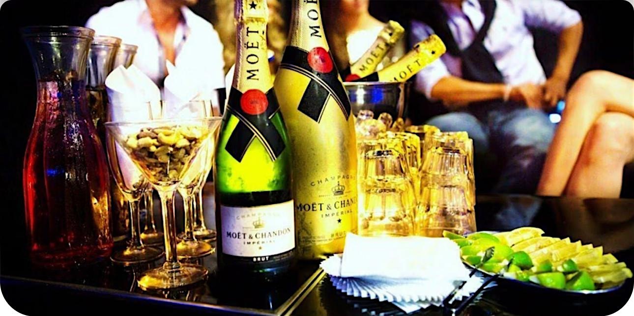 BOAT VIP PACKAGES & BOTTLE SERVICE FOR 2025 at Pier 36 NYC – New York, NY