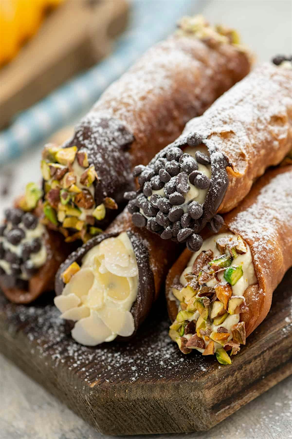 Cannoli Class! Learn to Make Cannoli at Community House – Winnetka, IL