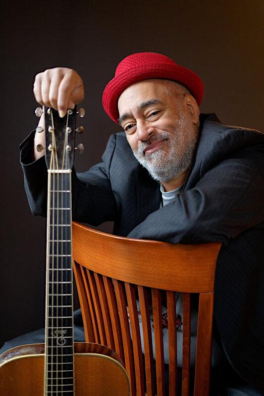 Vance Gilbert at The First Church in Belmont Unitarian Universalist – Belmont, MA