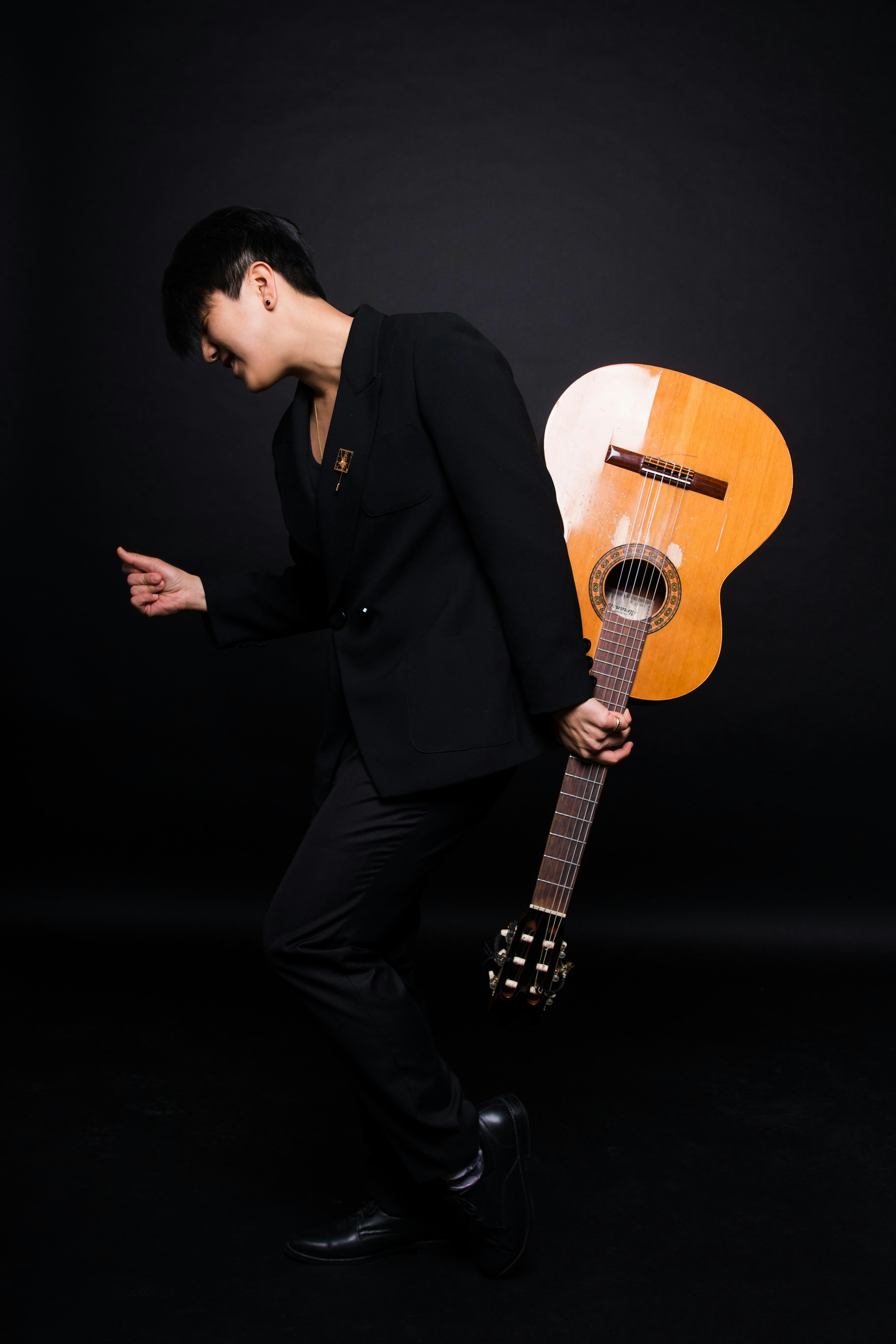 Lucy’s Live: Jeannie Rak + Liiv For Flavor at Lucy’s Bottle Shop – Seattle, WA