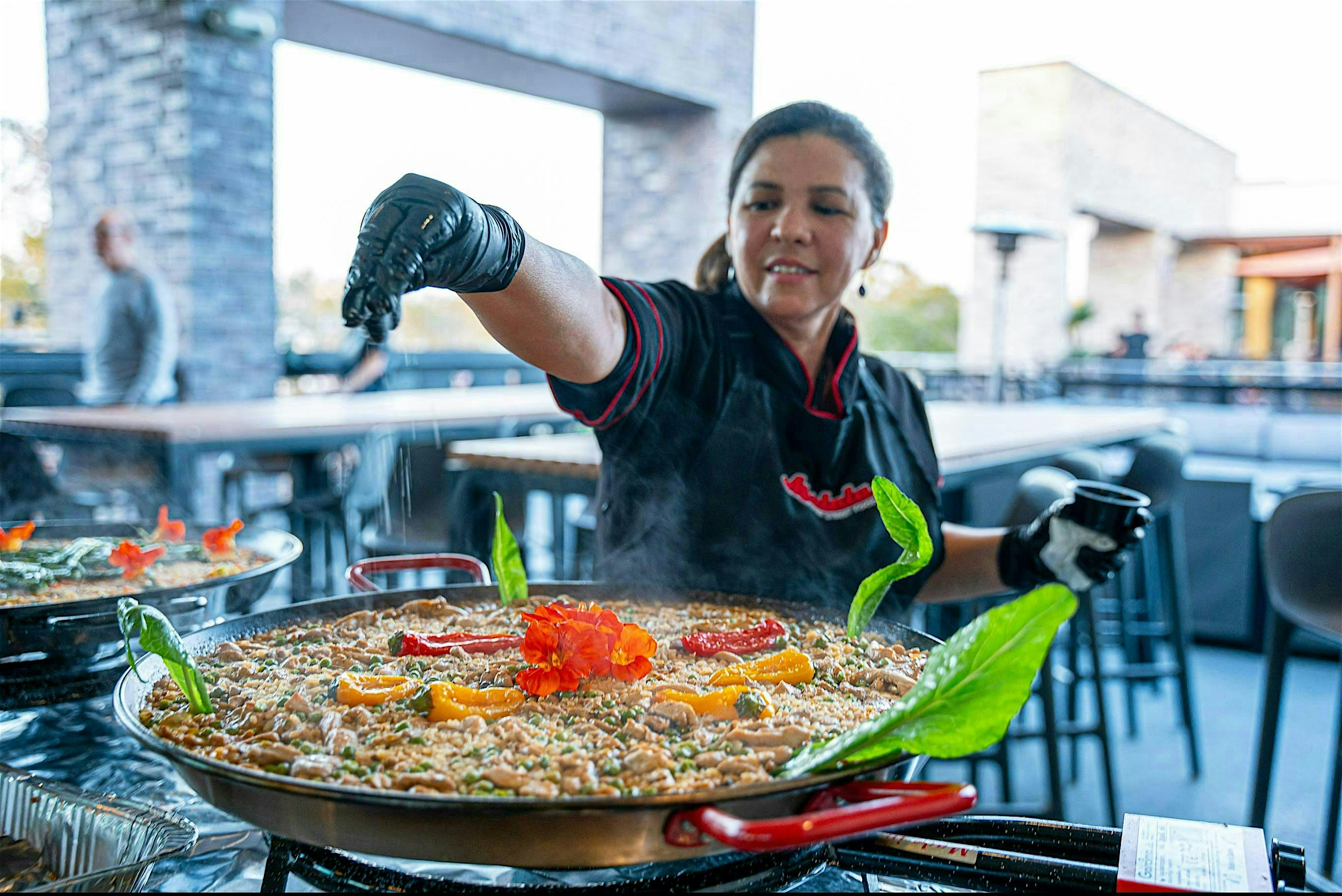 Latino’s Night at Retrospect Furniture. / Expectations Gallery – St. Petersburg, FL