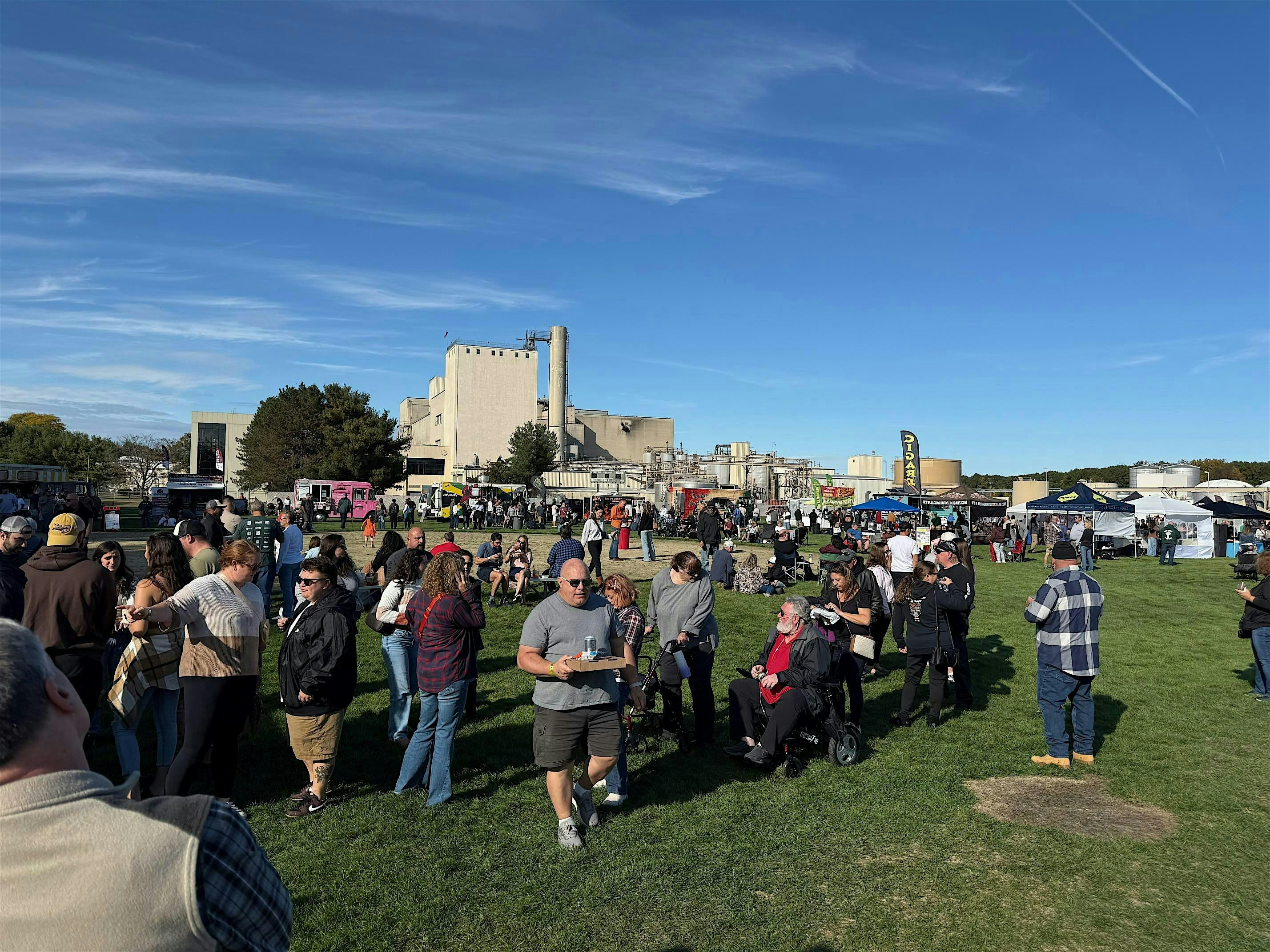 2nd Budweiser Brewery Food Truck Festival at Budweiser Brewery Experience – Merrimack, NH