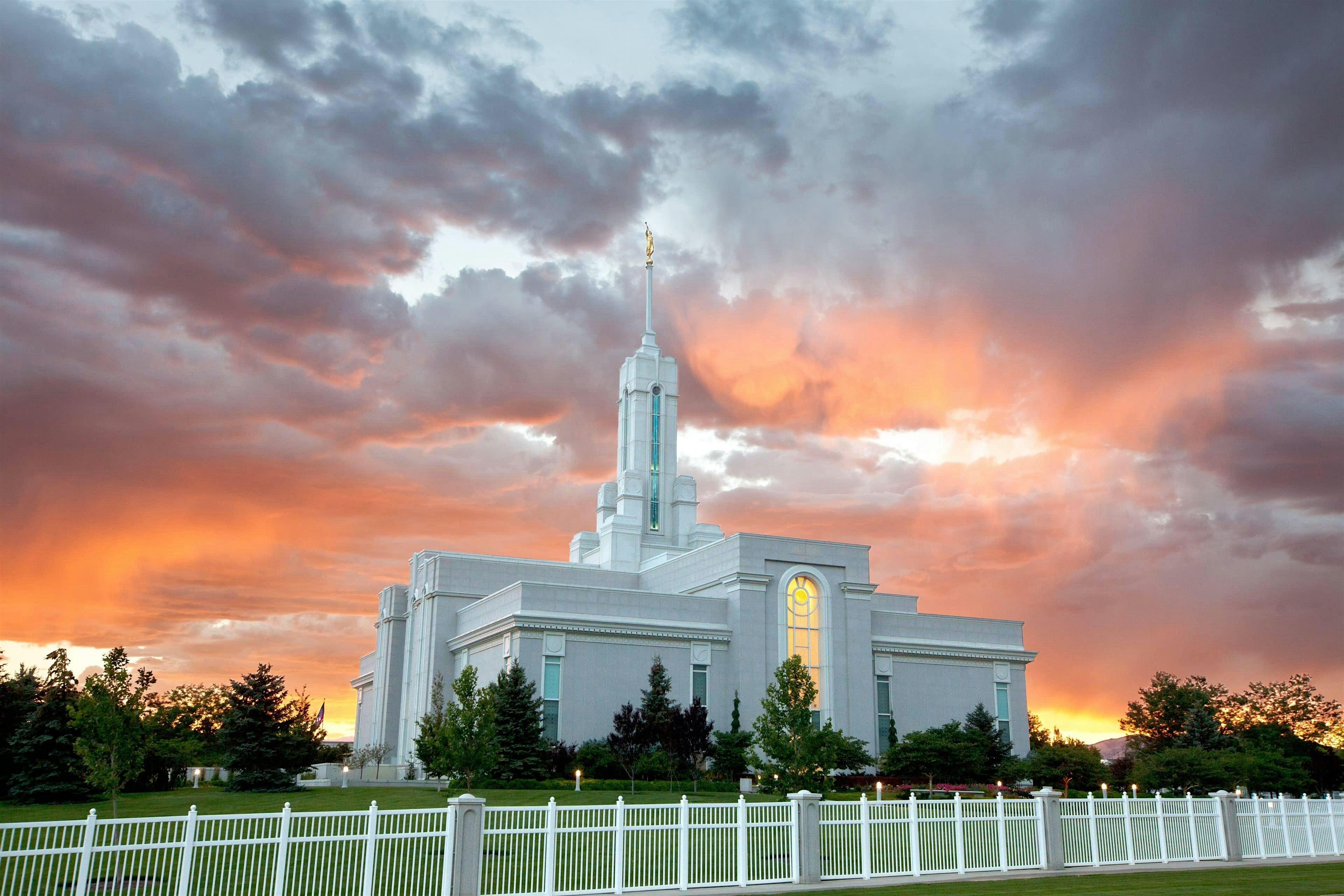 Ward Temple Night at Mount Timpanogas Utah Temple – American Fork, UT