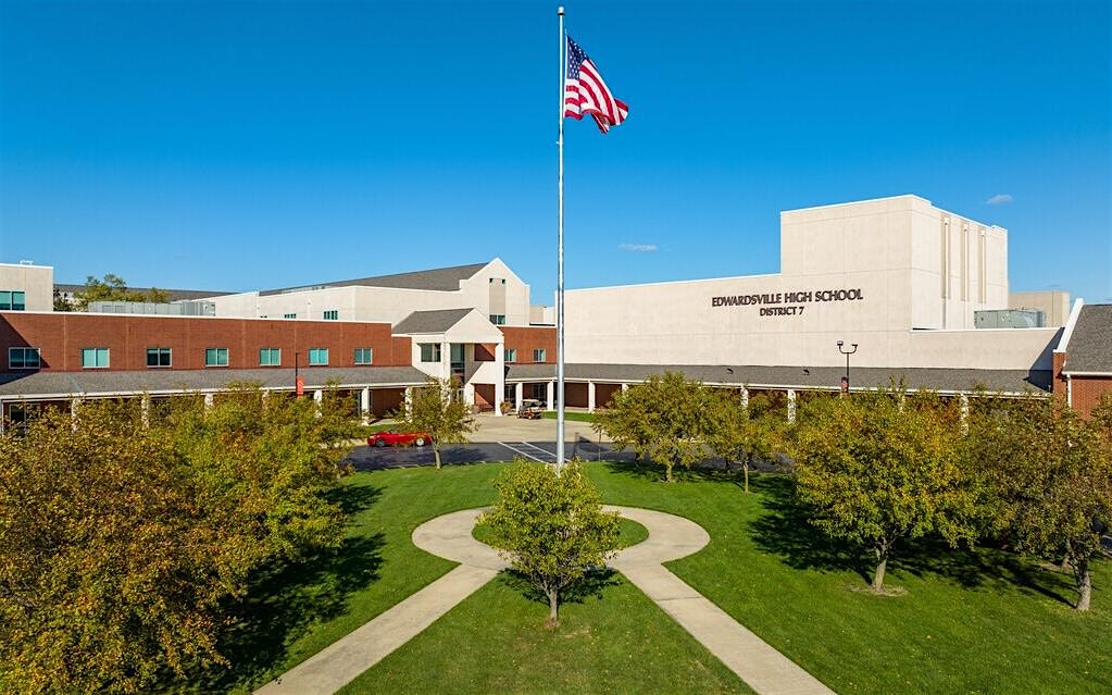 10 Year Reunion: Edwardsville High School Class of 2015 at The Ink House – Edwardsville, IL