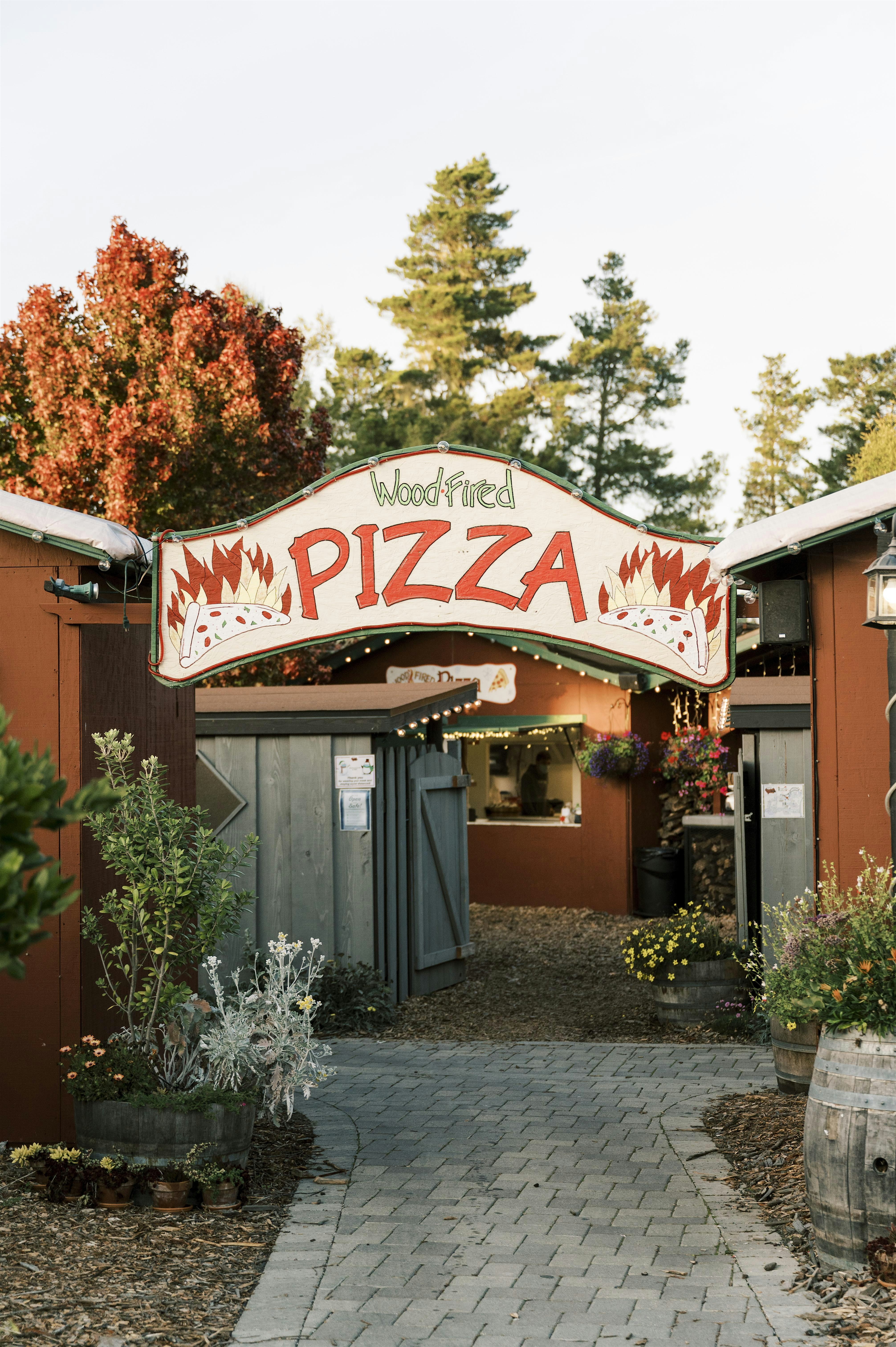 Wood-Fired Pizza & Light Displays Presented by Glunz Family Winery at Cambria Pines Lodge – Cambria, CA