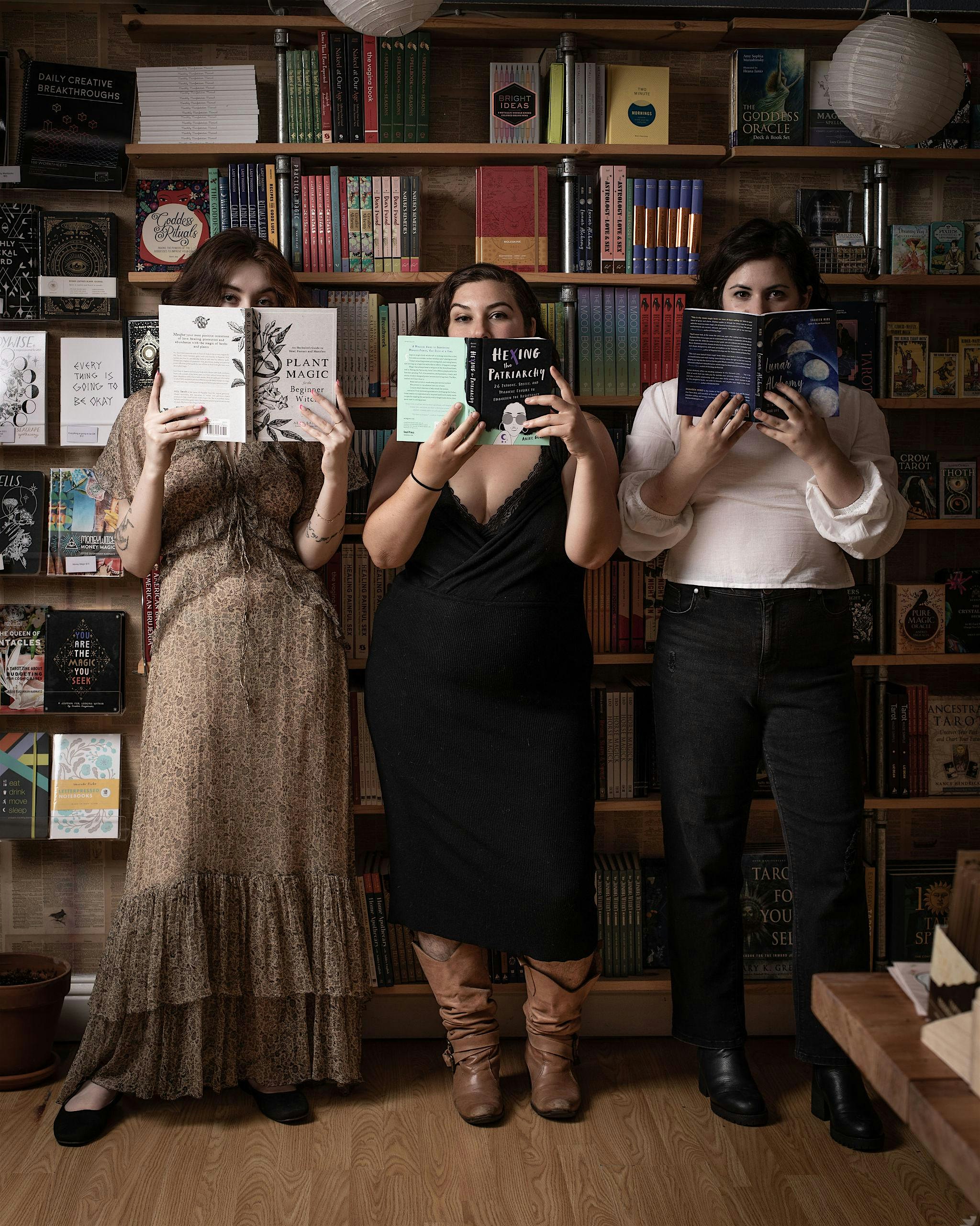 Charm & Chat: Witch’s Monthly Meet and Greet at Seagrape Apothecary – Portland, OR