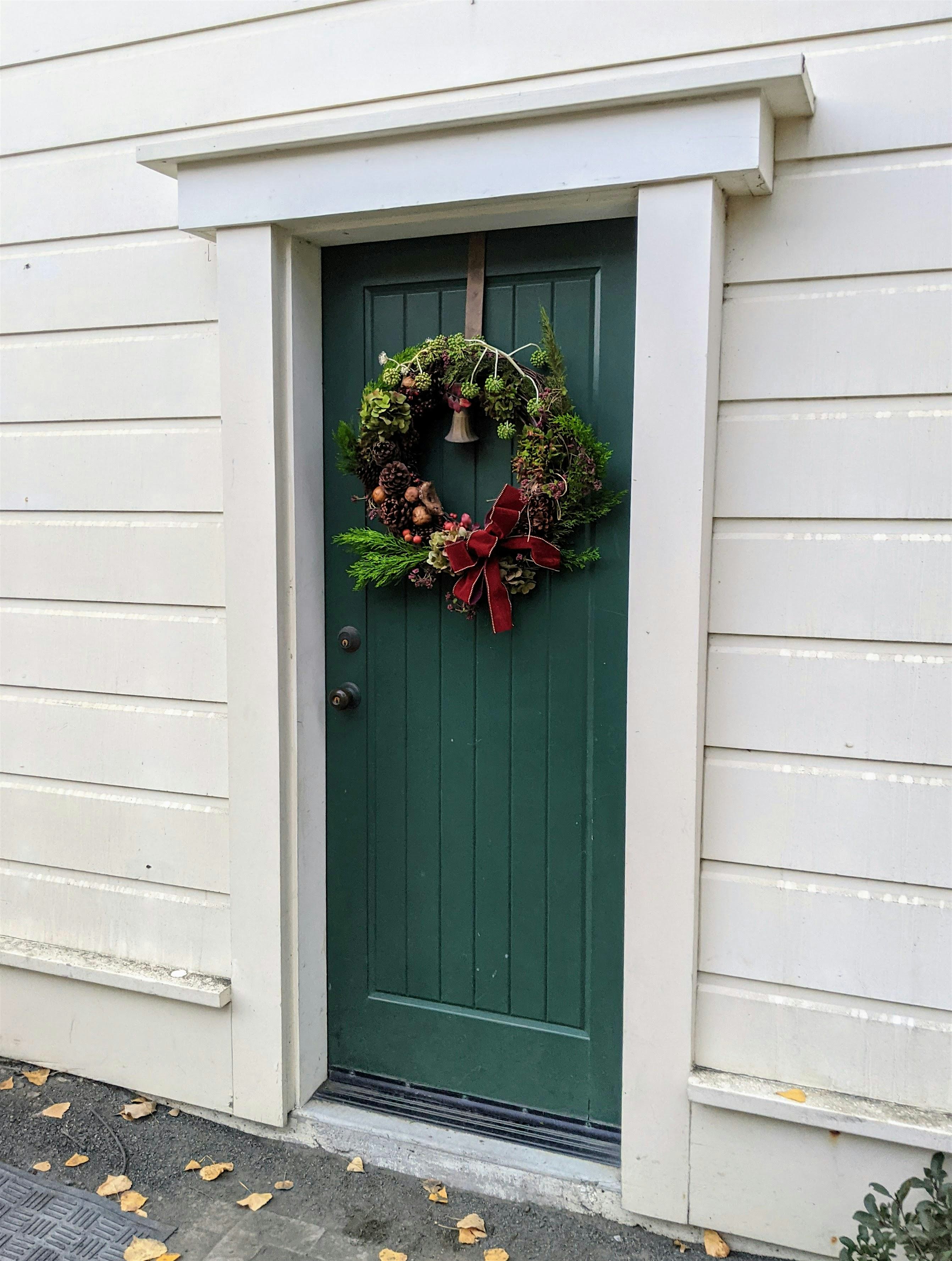 Quaint Victorian Holiday—featuring Lyric Theatre Victorian Carolers at Rengstorff House – Mountain View, CA