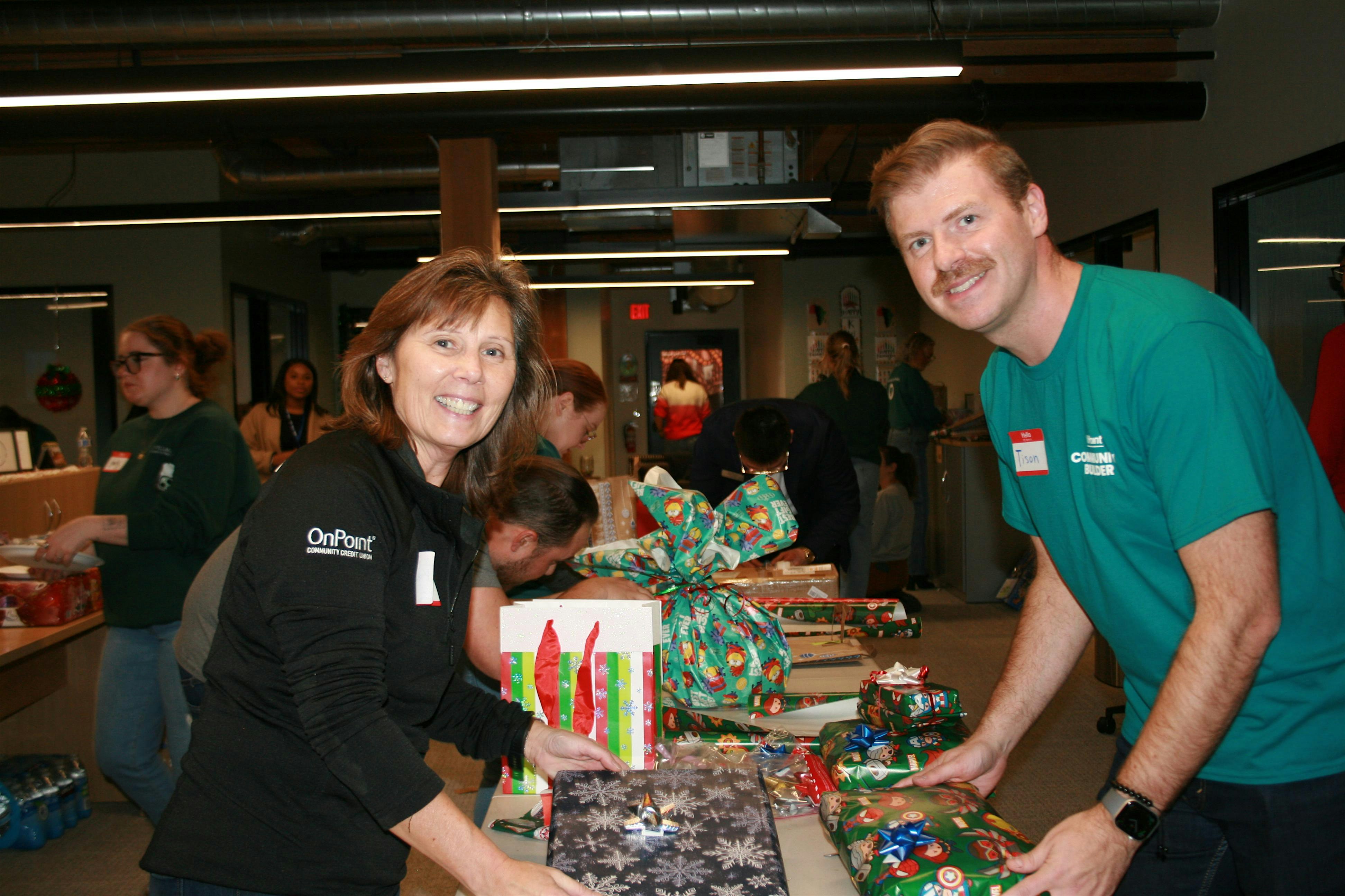 Cheers and Volunteers at 5331 S Macadam Ave – Portland, OR