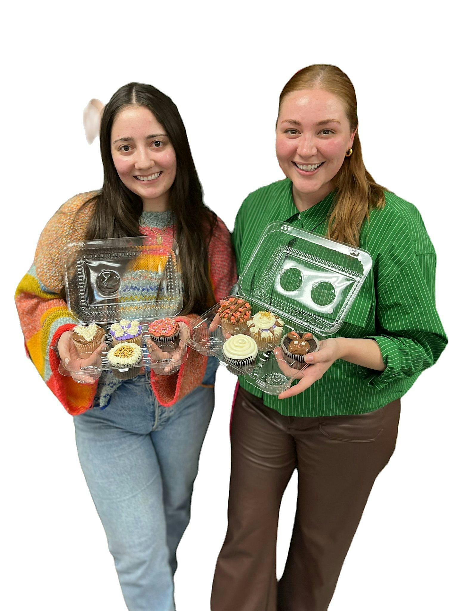 Cup Cake & Sip Night! at The DIY Room – Tampa, FL