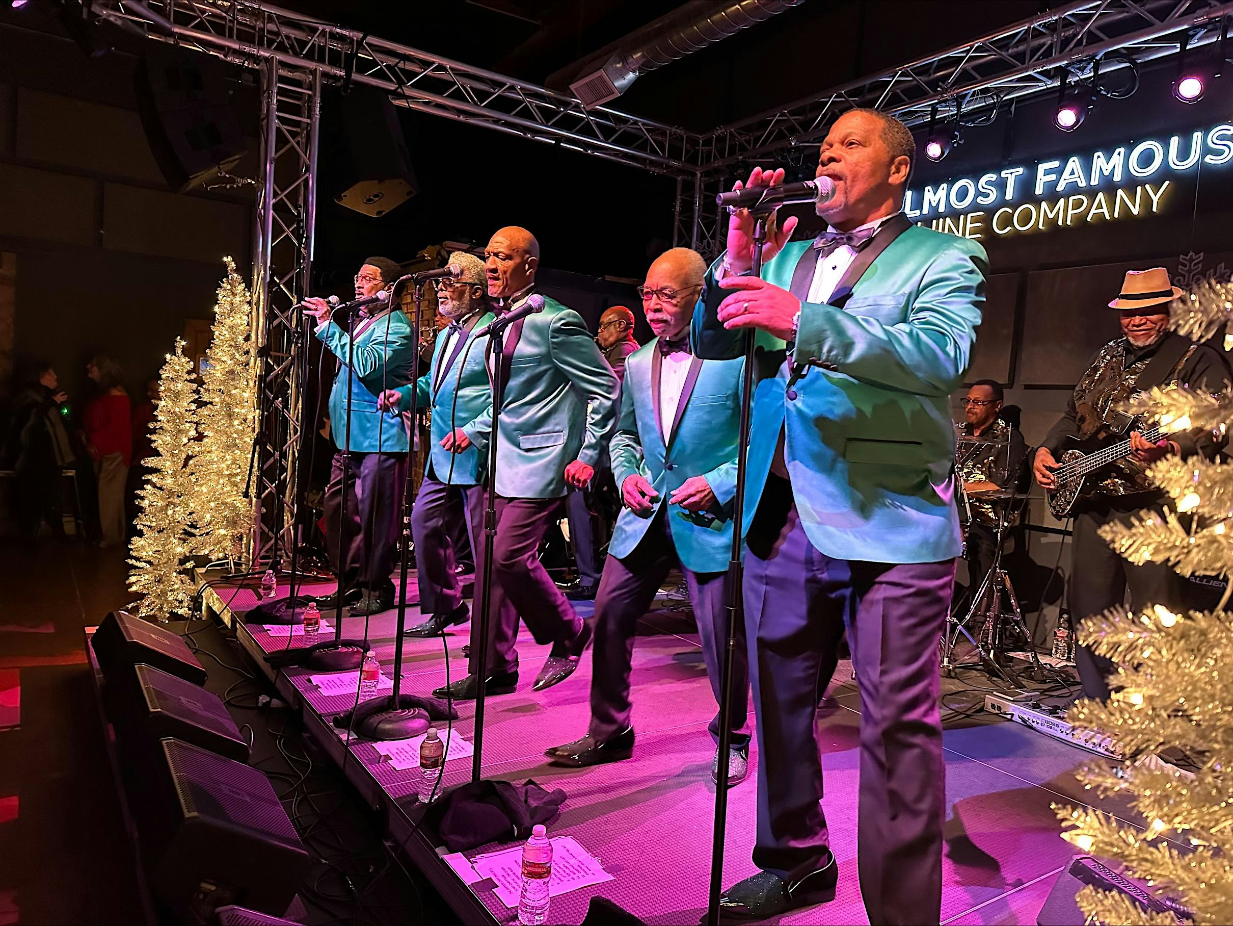 The Best Intentions: Motown Christmas (Friday) at Almost Famous Wine Lounge – Livermore, CA