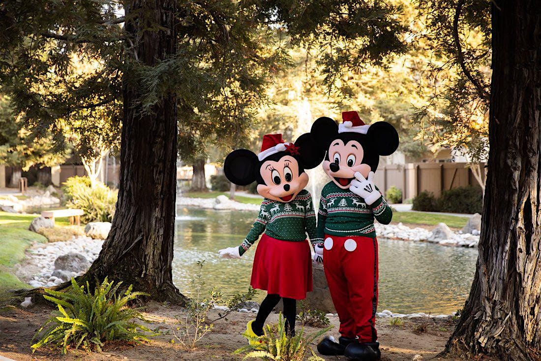 Mickey & Minnie Christmas Breakfast at The Wick – Celina, TX
