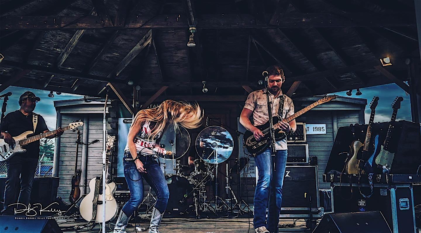 NEW YEAR’S EVE w/ Martin and Kelly at Silver City Aspen – Aspen, CO