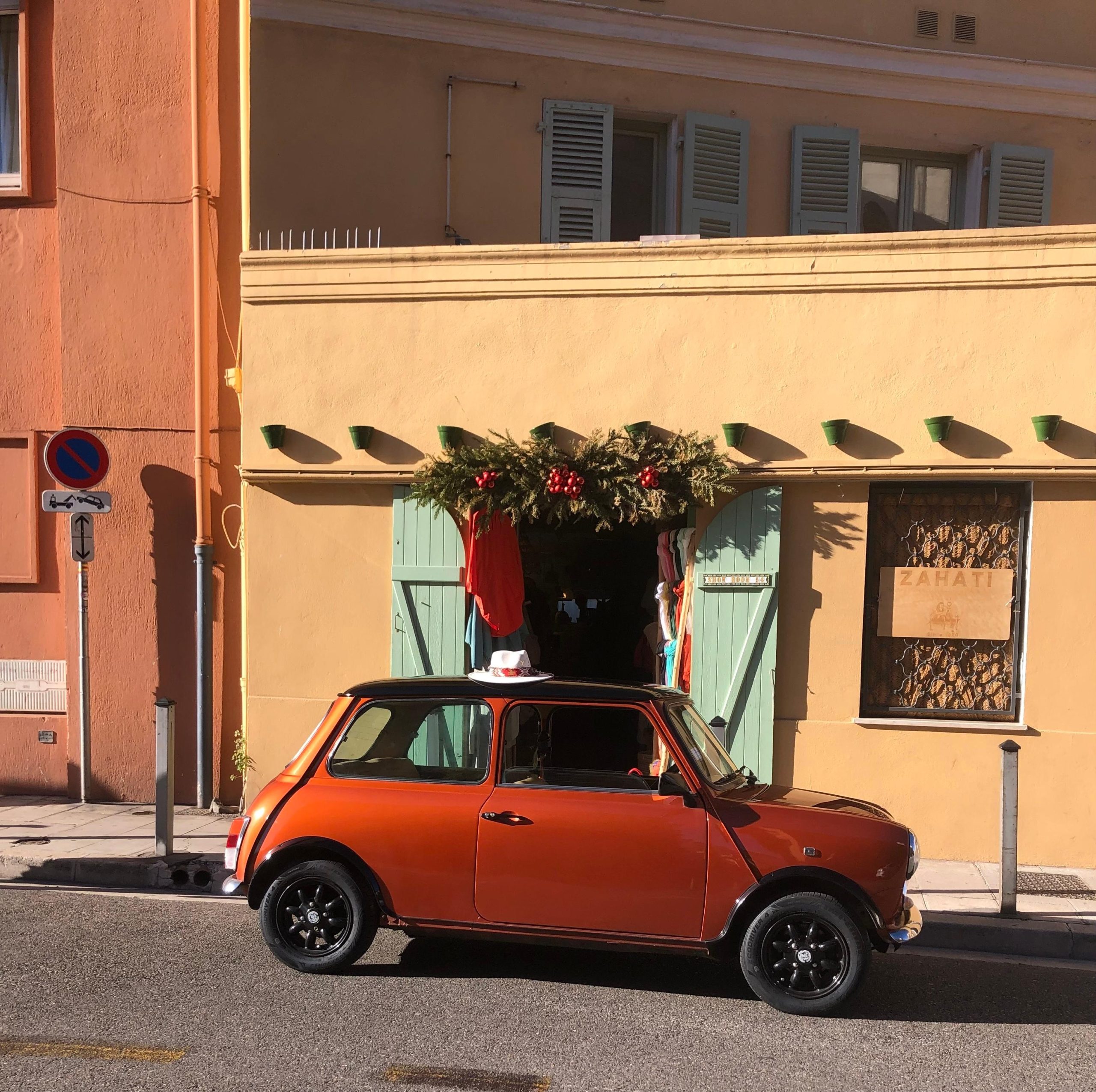 1987 Austin Mini on the French Riviera with a driver-guide – Monaco