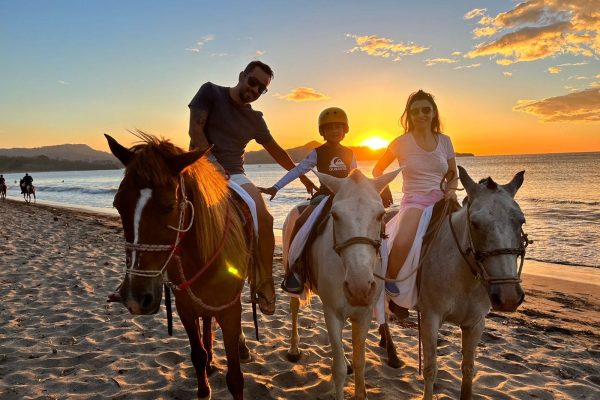 2 Hours Beach Horseback Riding – Brasilito, Costa Rica