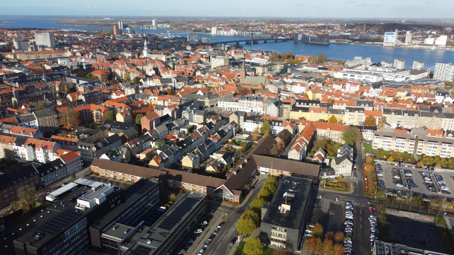 Aalborg: Express Walk with a Local in 60 minutes – Aalborg, Denmark
