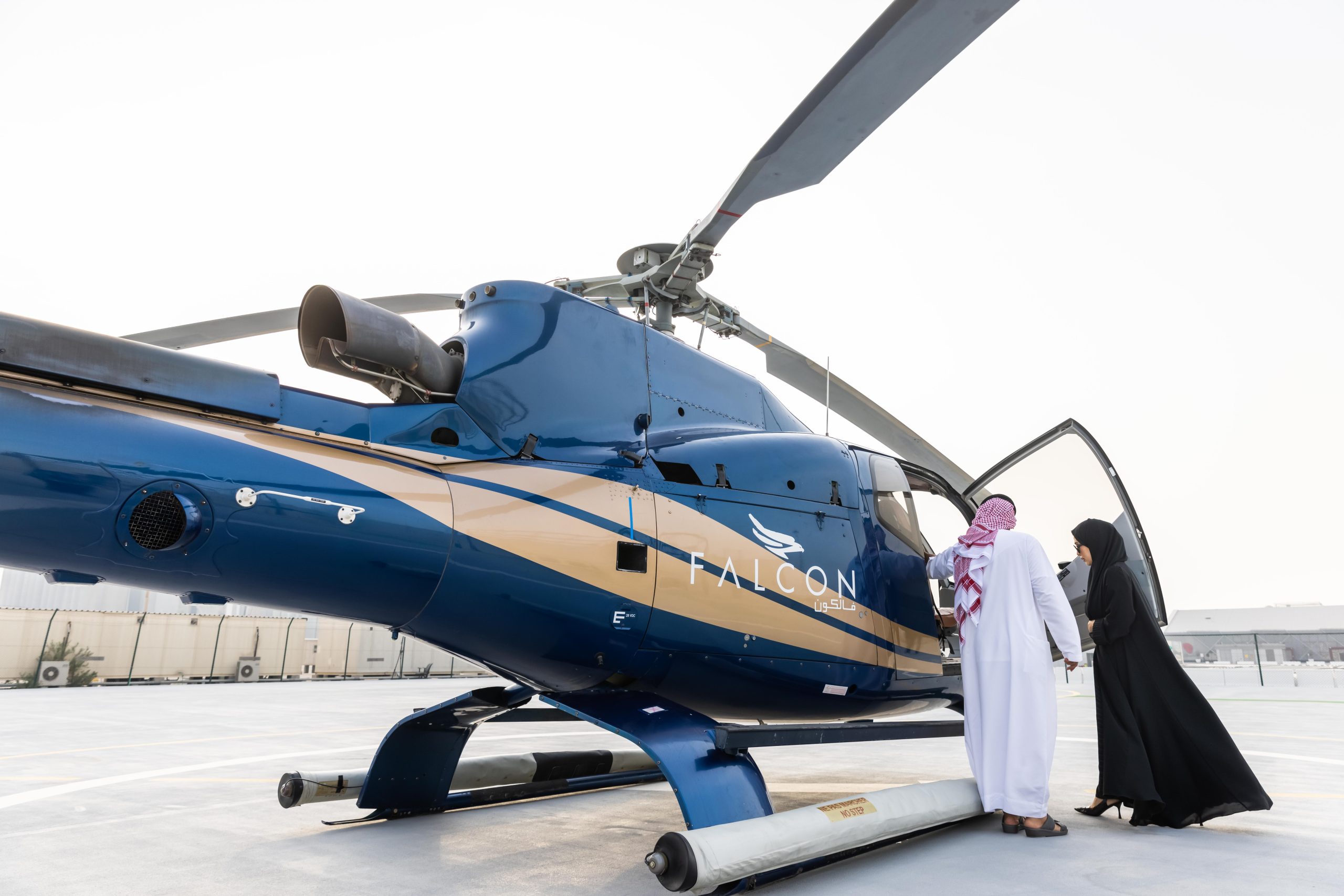 Abu Dhabi: Shared Helicopter Tour – Abu Dhabi, United Arab Emirates