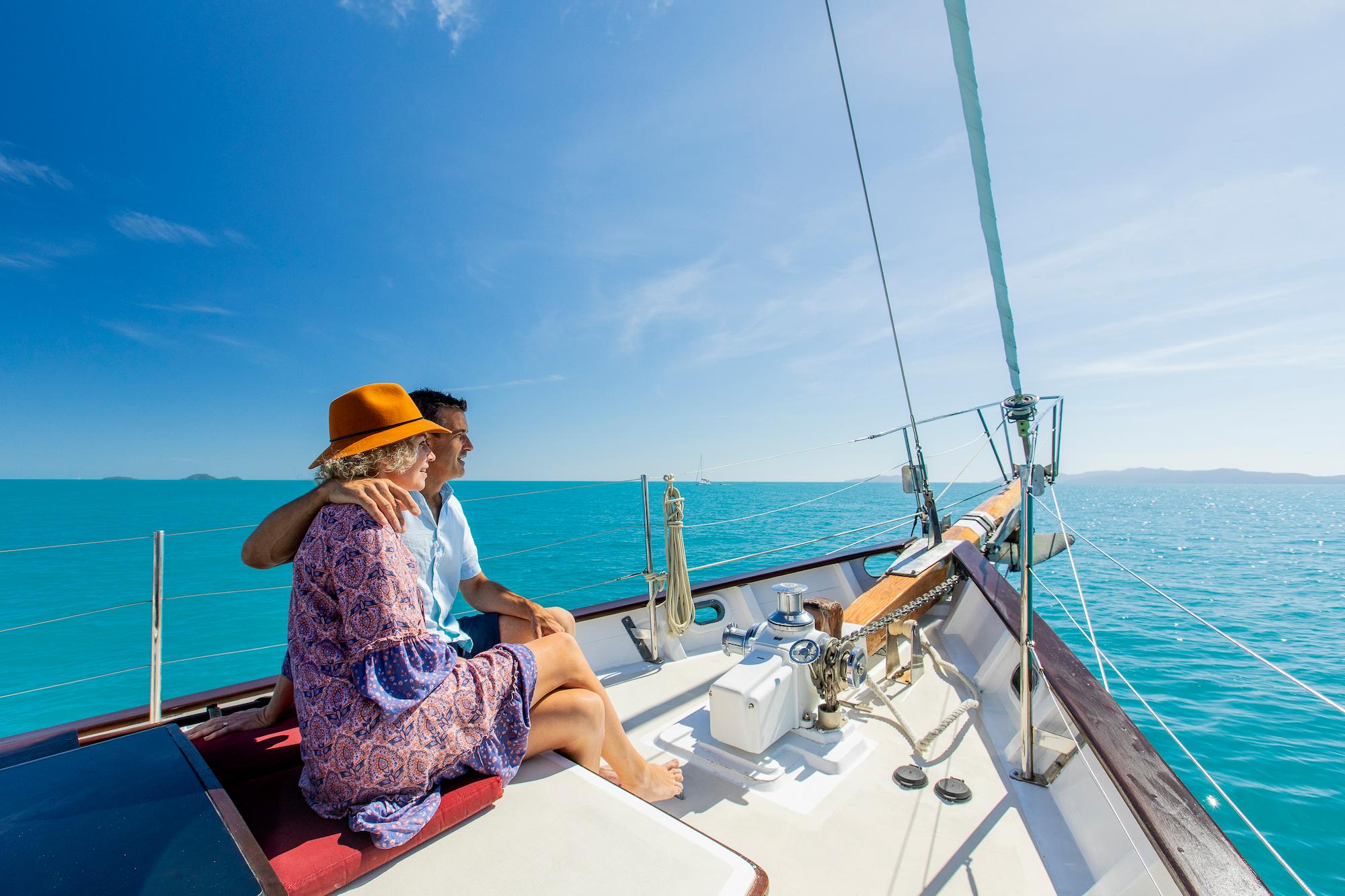 Airlie Beach: Adults-Only Whitehaven Beach Sailing Tour – Hill Inlet, Australia