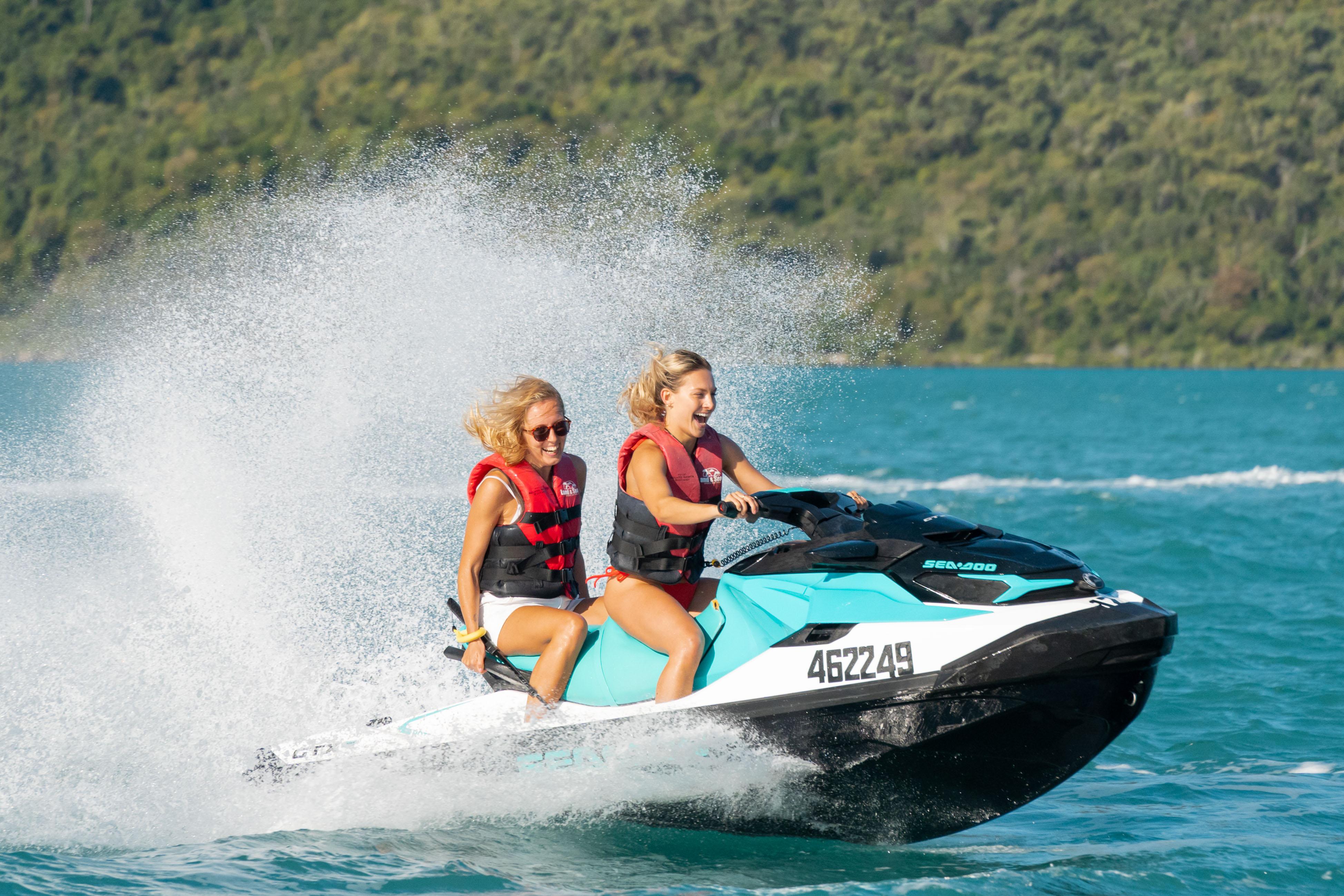 Airlie Beach: Jet Ski Safari Hour of Power and Marine Life – Airlie Beach, Australia