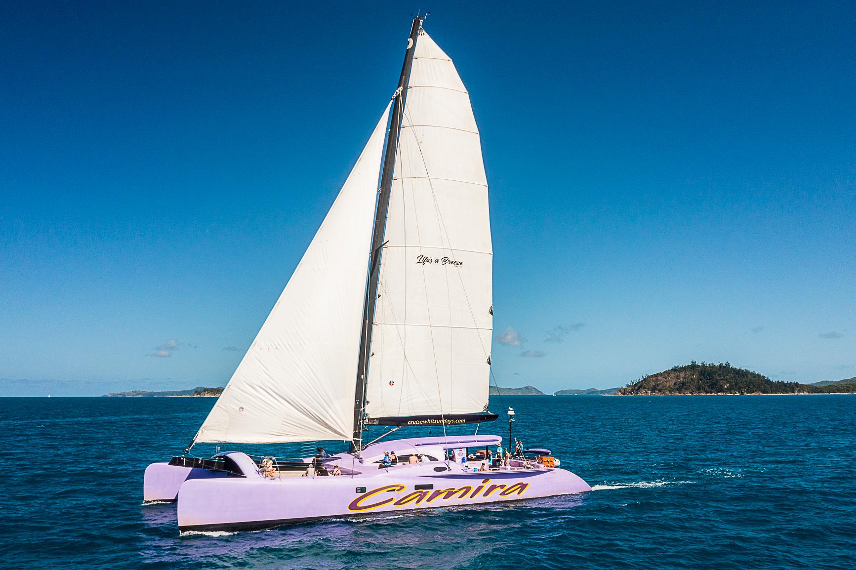 Airlie Beach: Whitsundays Full-Day Camira Sailing Adventure – Whitehaven Beach, Australia