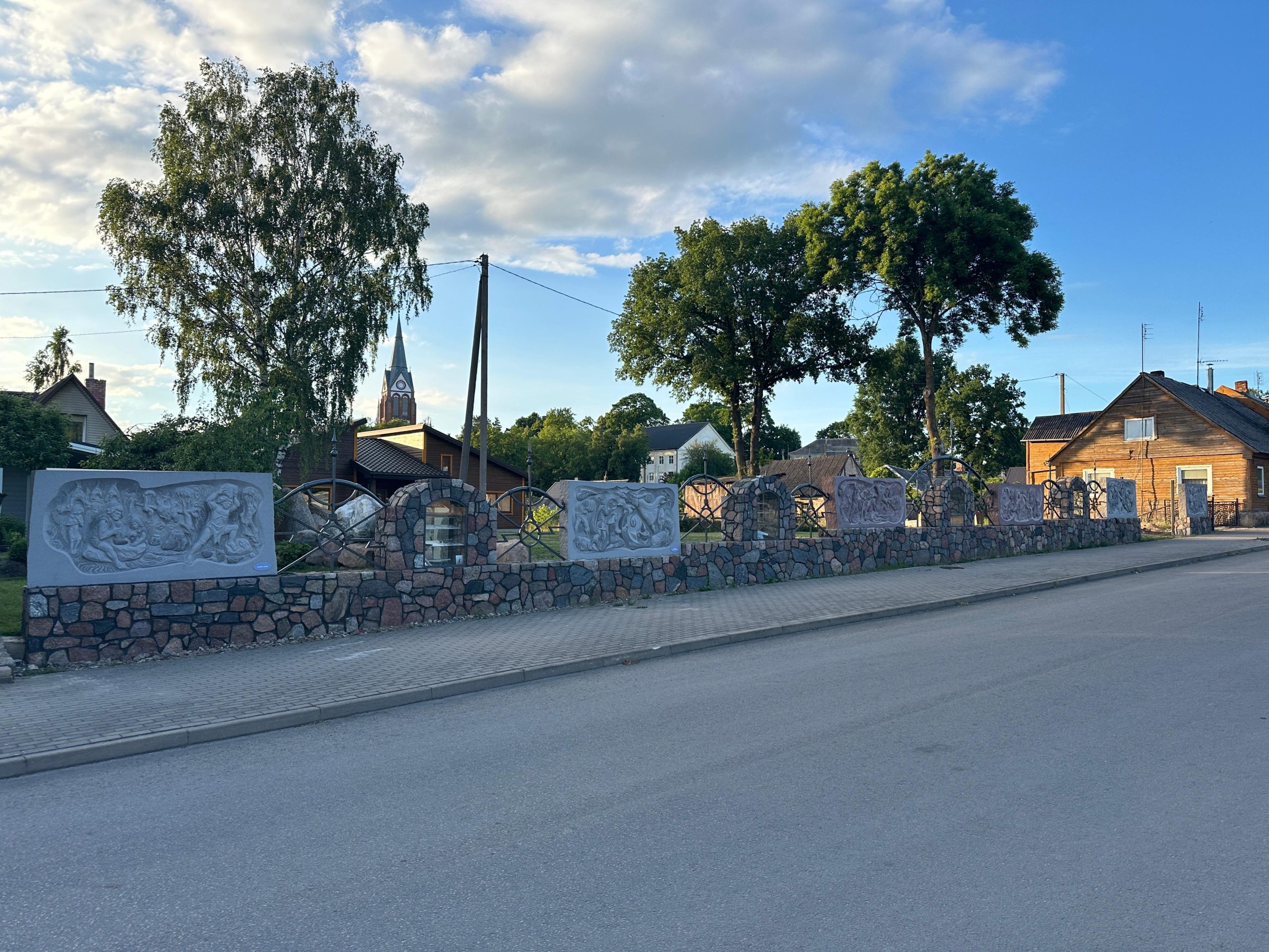 Akmenė: Guided History Tour of the Town and Museum – Lithuania