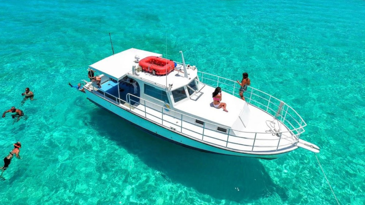 All-Inclusive:Snorkel, Beach, and Relax on a Classic Charter – Fajardo, Puerto Rico