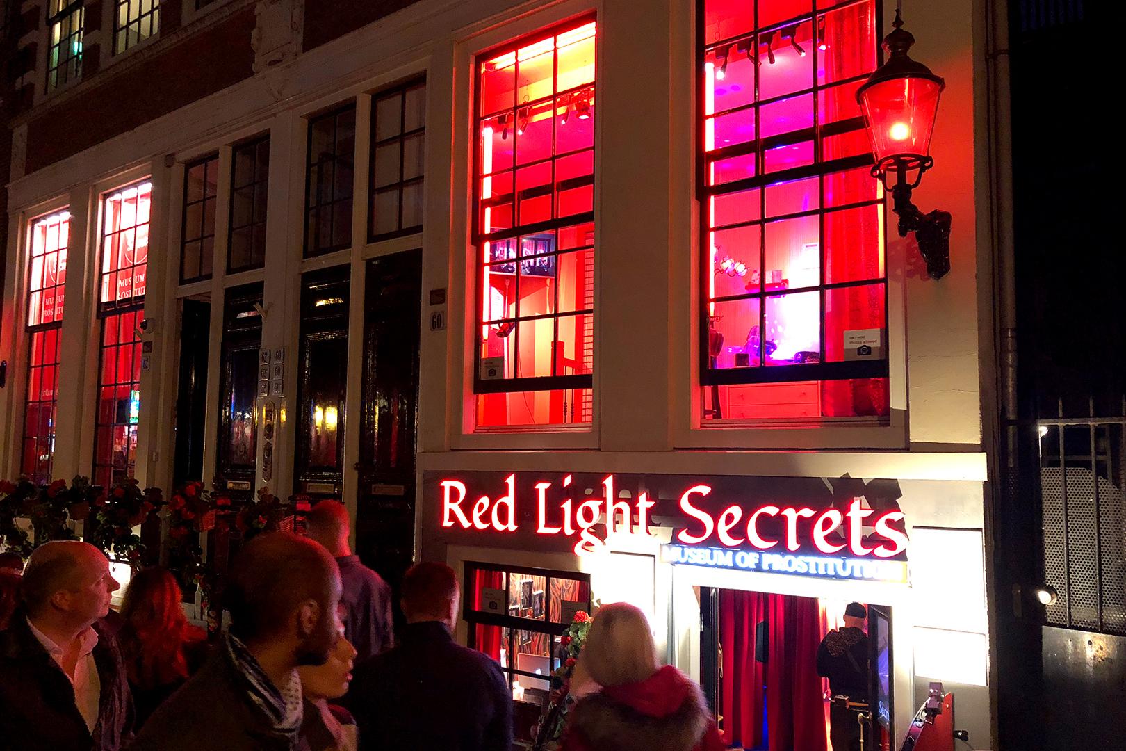 Amsterdam: 1,5-Hour Red Light District Tour – Amsterdam, Netherlands