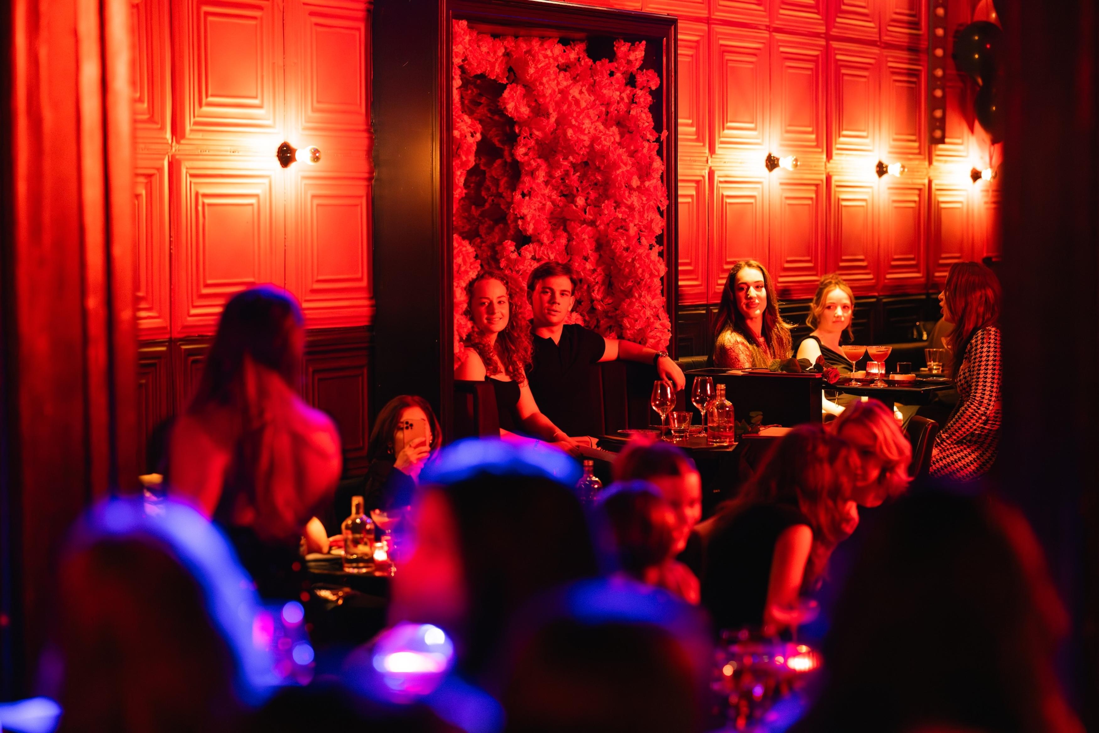 Amsterdam: Bottomless RnB Brunch – Amsterdam, Netherlands