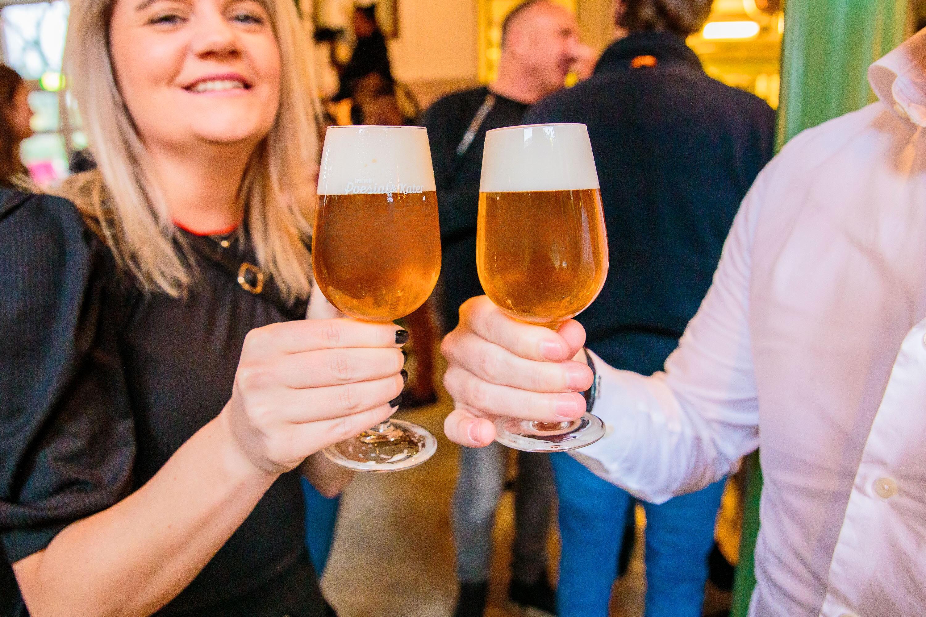 Amsterdam: Guided Craft Beer Tasting with cheese and snacks – Amsterdam, Netherlands