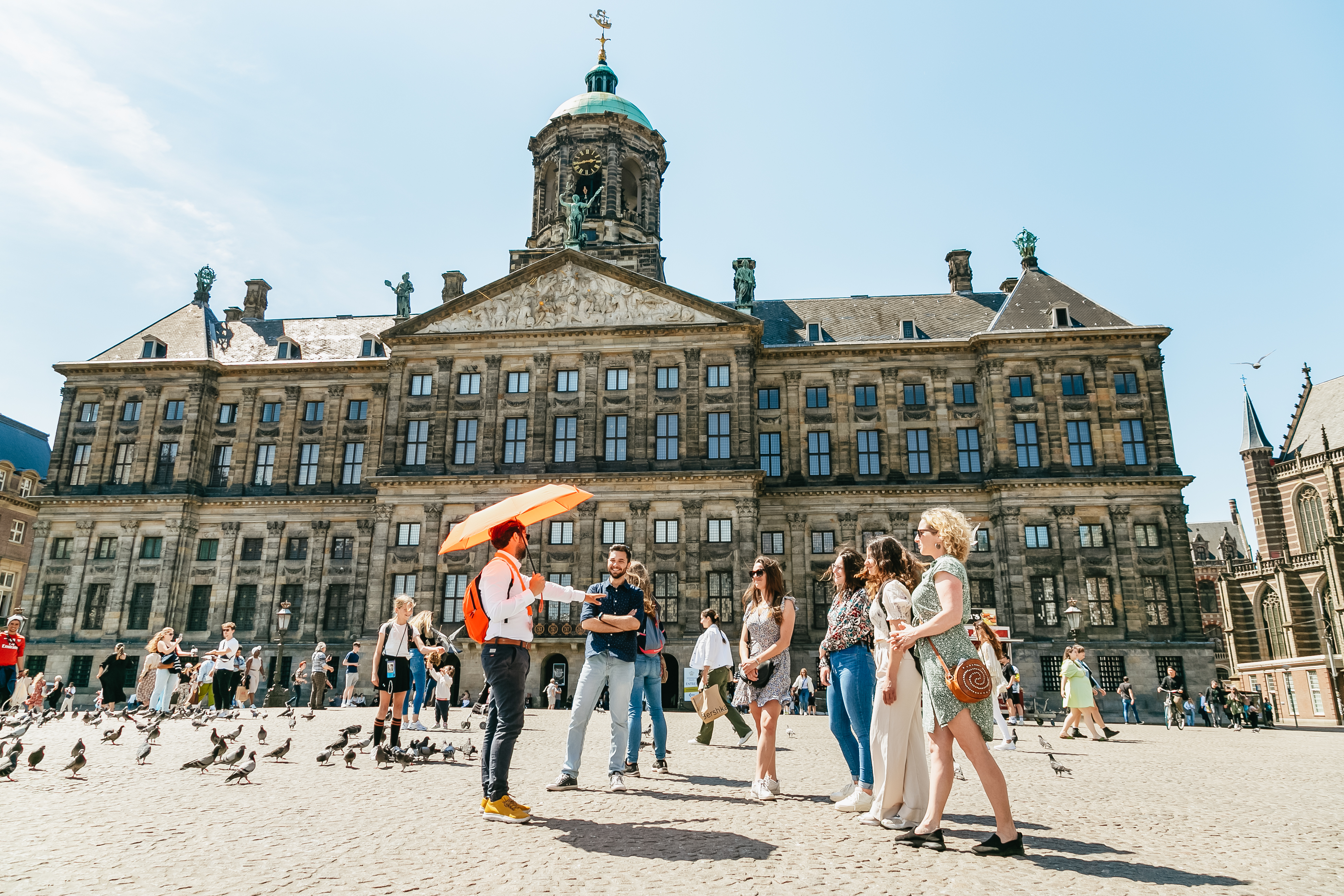 Amsterdam: Historical Highlights Walking Tour with Tasting – Amsterdam, Netherlands