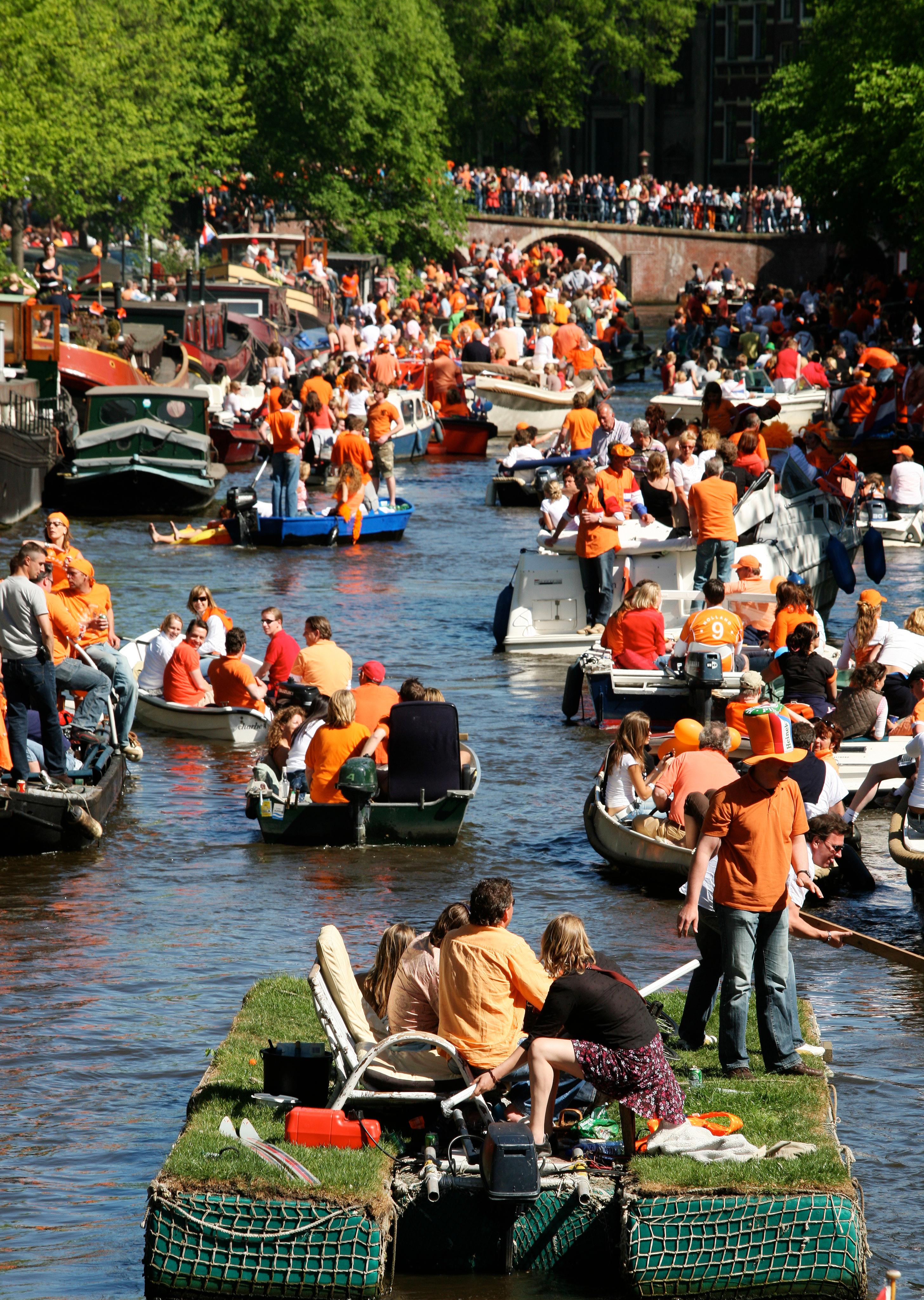 Amsterdam: Kingsday Party Cruise including Drinks – Amsterdam, Netherlands