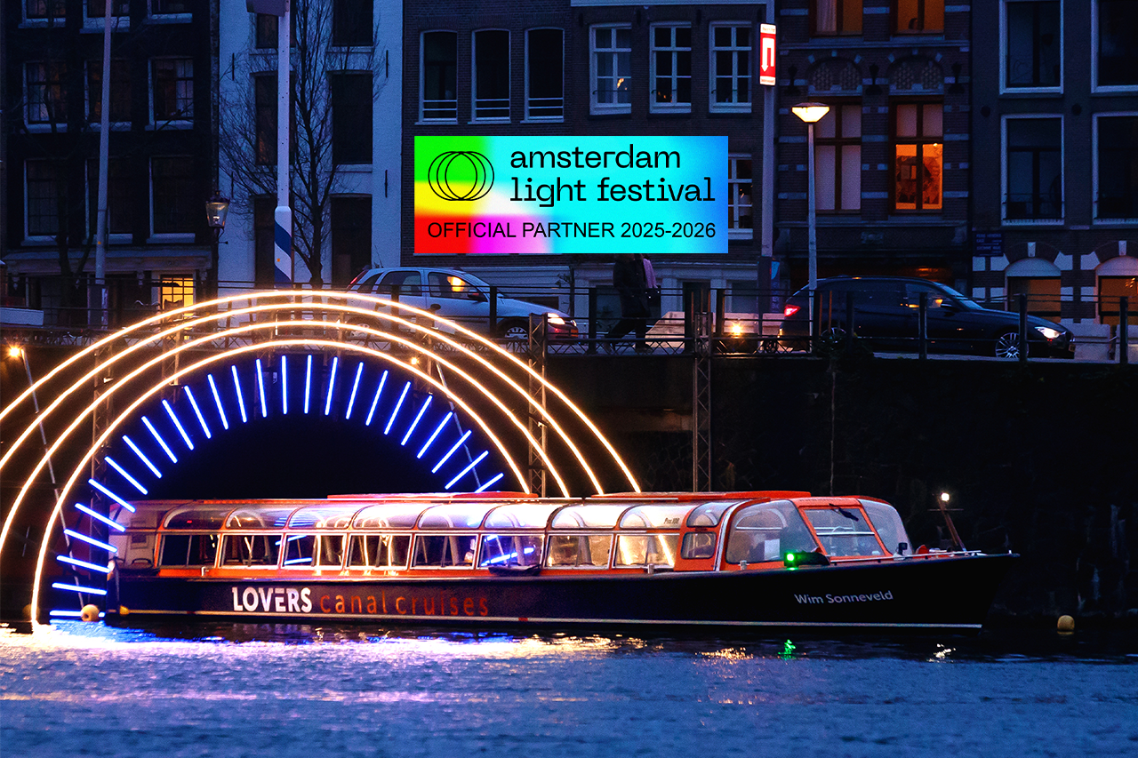 Amsterdam Light Festival Warm Boat Cruise + Optional Drinks – Amsterdam, Netherlands
