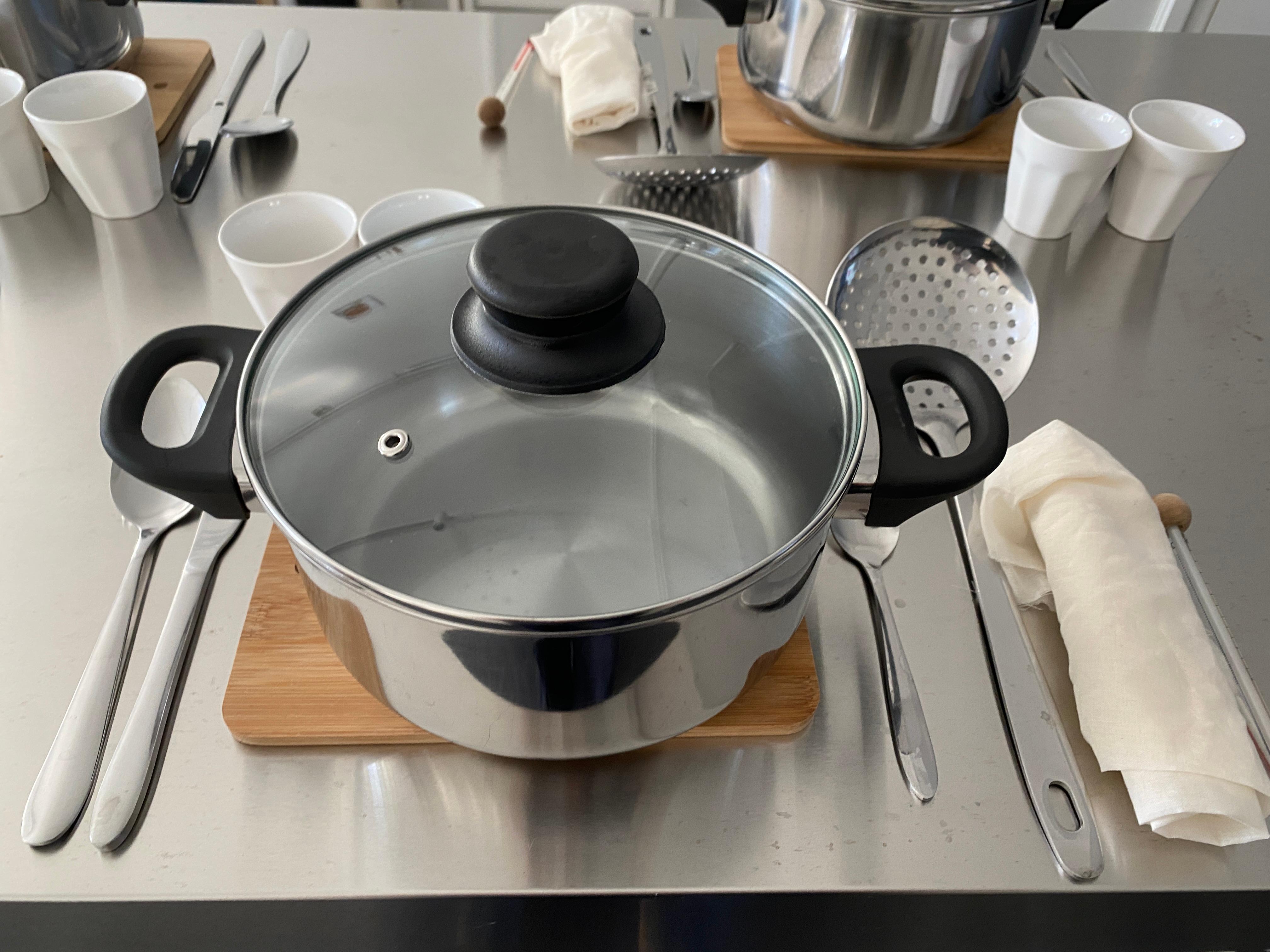 Amsterdam: Make your cheese next to De Hallen – Amsterdam, Netherlands