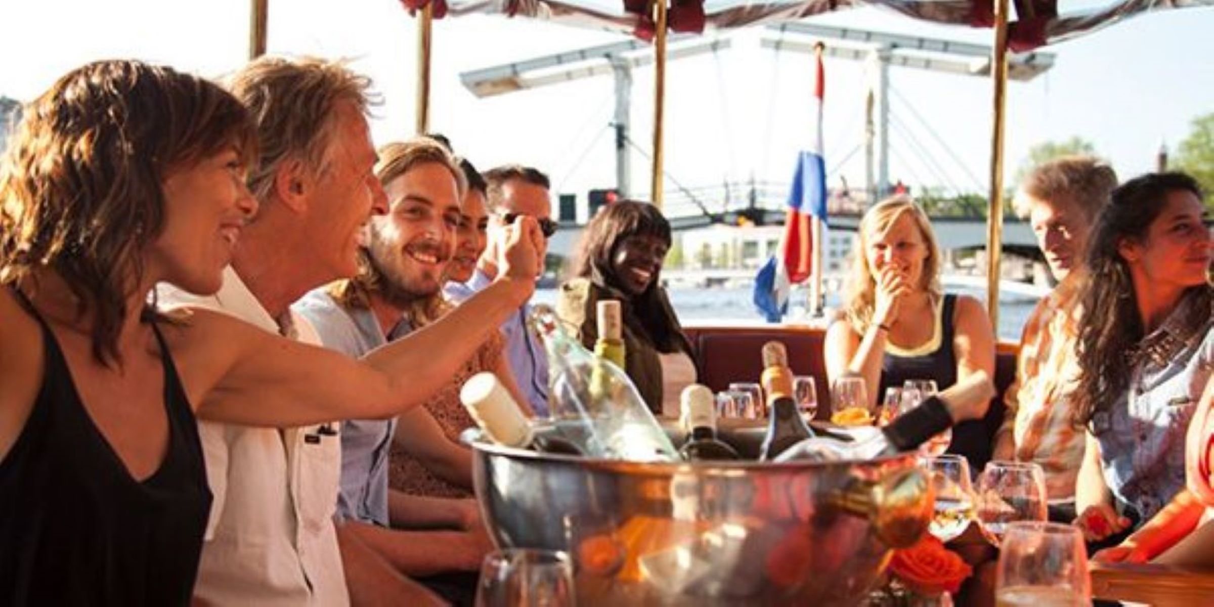 Amsterdam: Private Luxury Cruise with Pizza and Drinks – Amsterdam, Netherlands