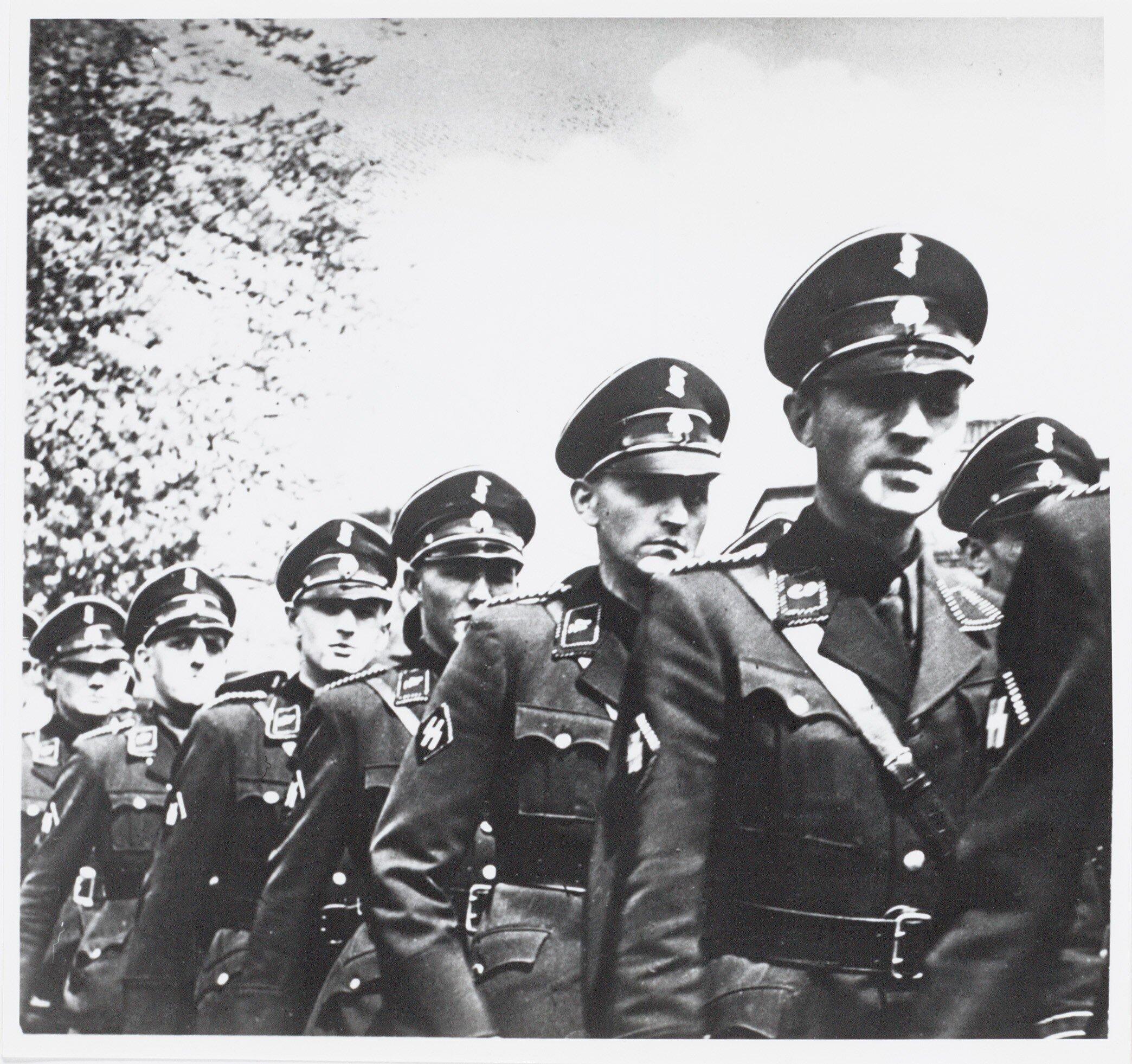 Amsterdam: Private World War Two History Walking Tour – Amsterdam, Netherlands