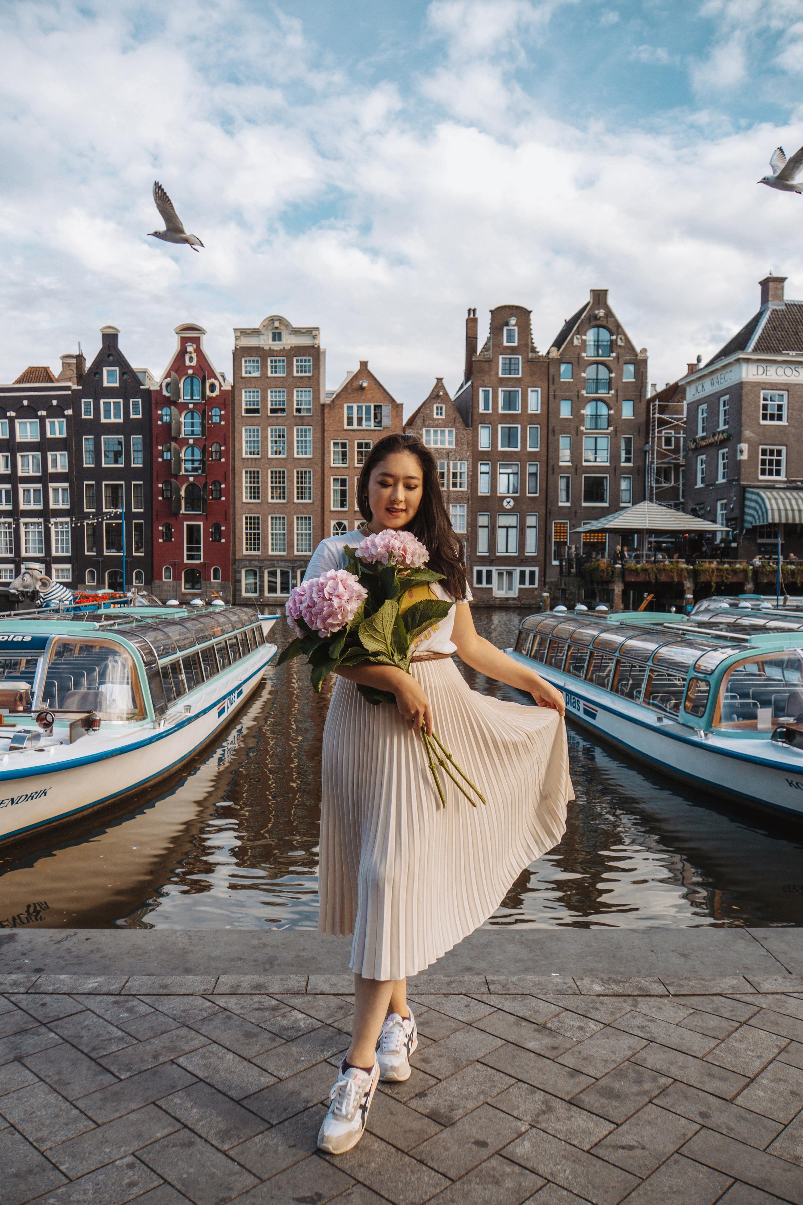 Amsterdam: Professional Photoshoot at the Canals – Amsterdam, Netherlands