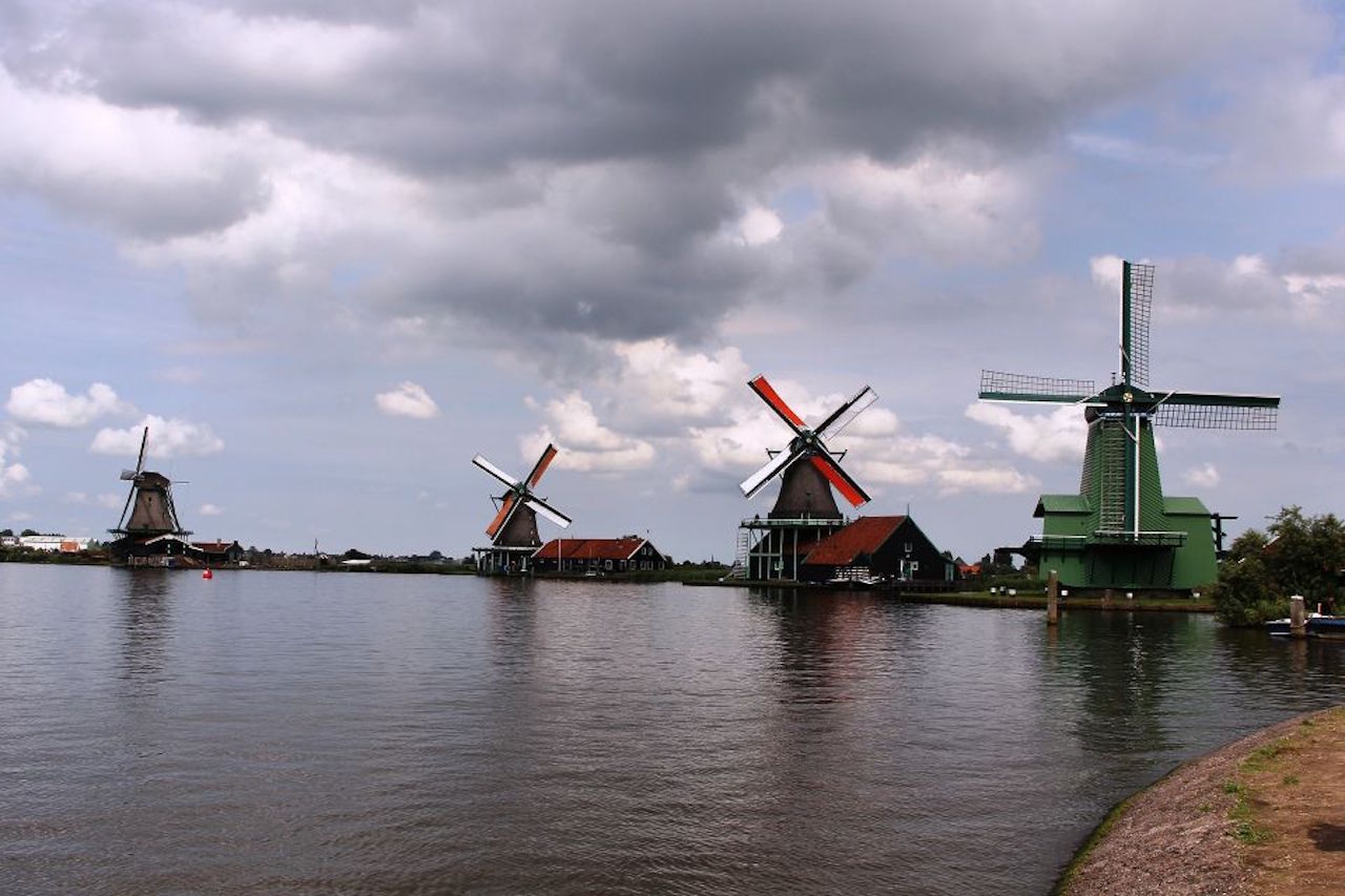 Amsterdam: Volendam, Windmill, and Cheese Farm Private Tour – Zaandam, Netherlands