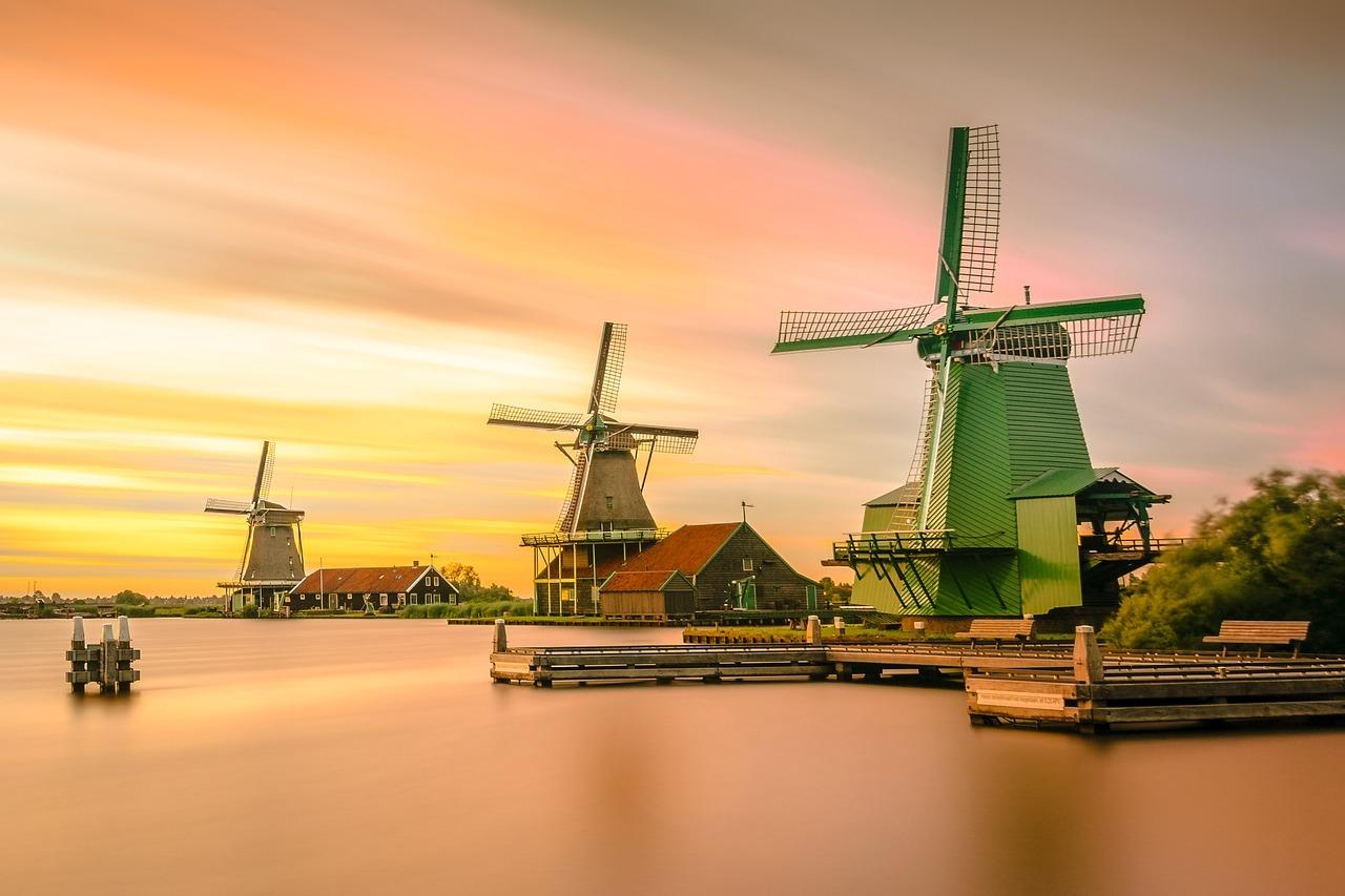Amsterdam: Zaanse Schans, Windmills & Giethoorn Private Trip – Zaandam, Netherlands