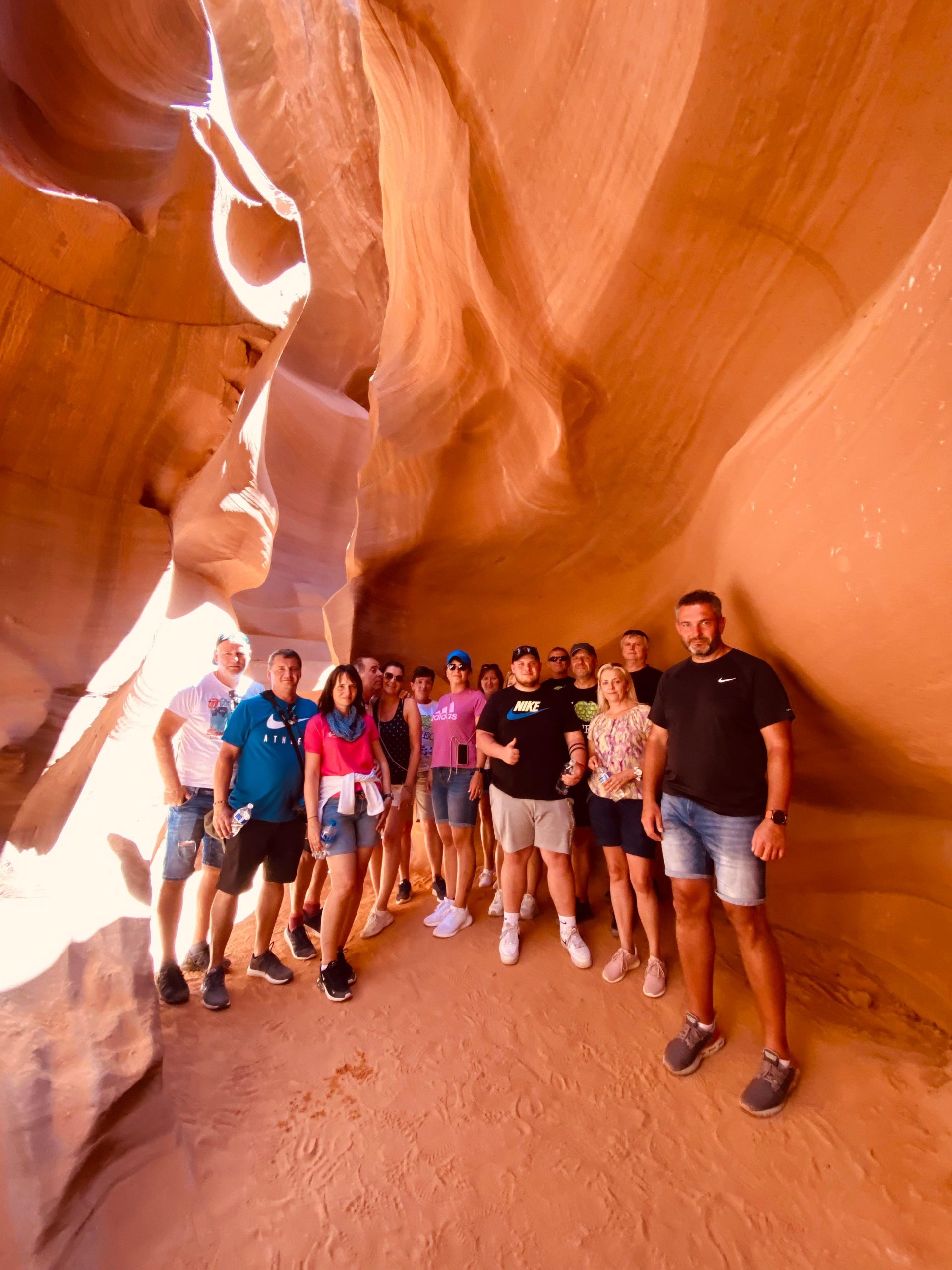 Antelope Canyon and Horseshoe Bend Day Tour from Las Vegas – Page, Arizona