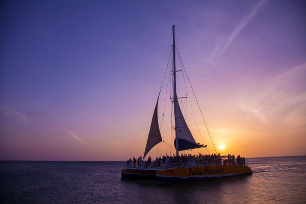 Aruba: 2-Hour Sunset Sailing Excursion – Aruba