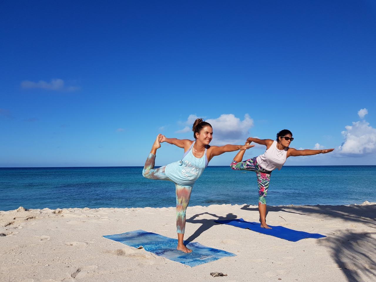 Aruba: Beach Yoga Session with Sound Bath & Meditation – Aruba