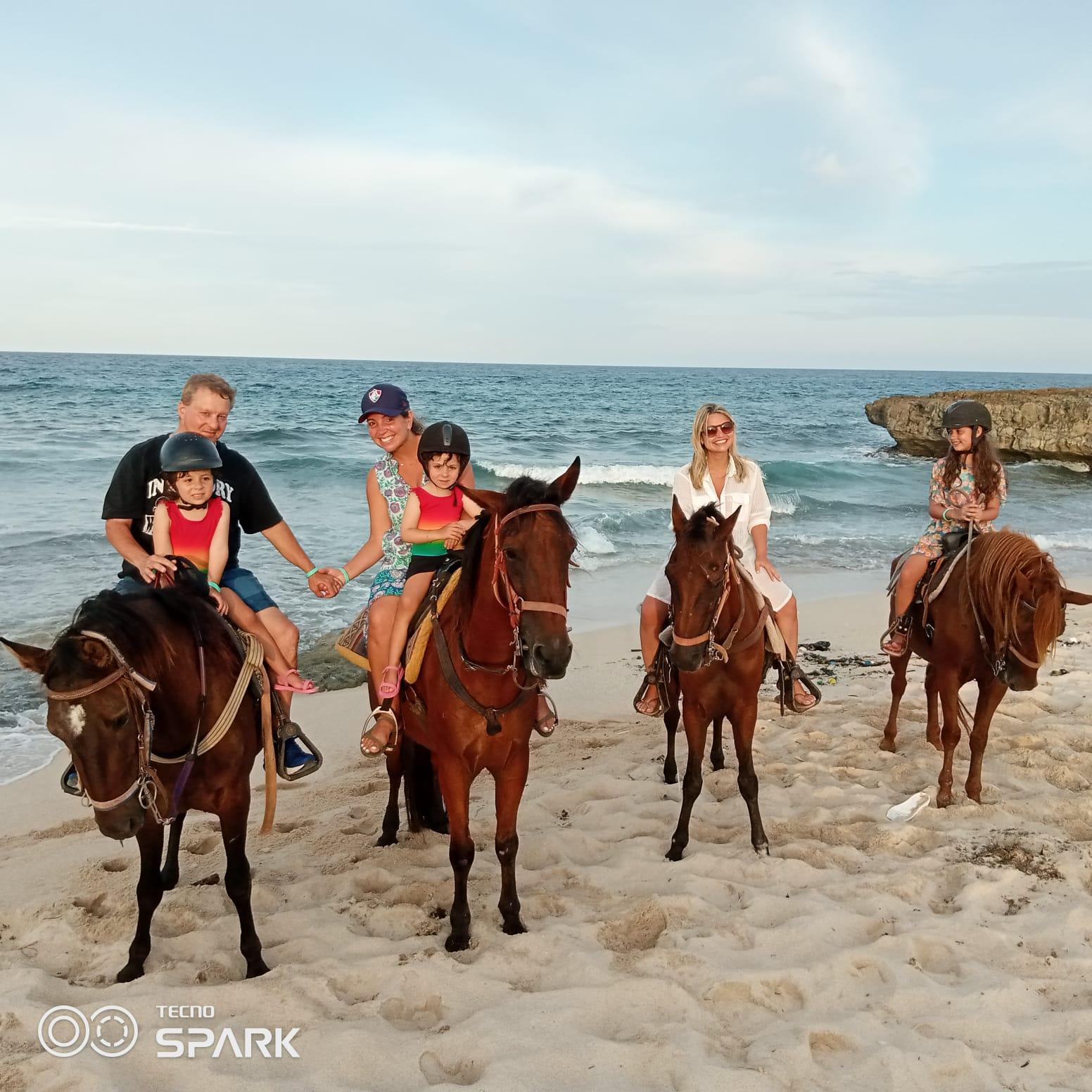 Aruba: Ecological Trail & Beach Horsebackriding – Aruba