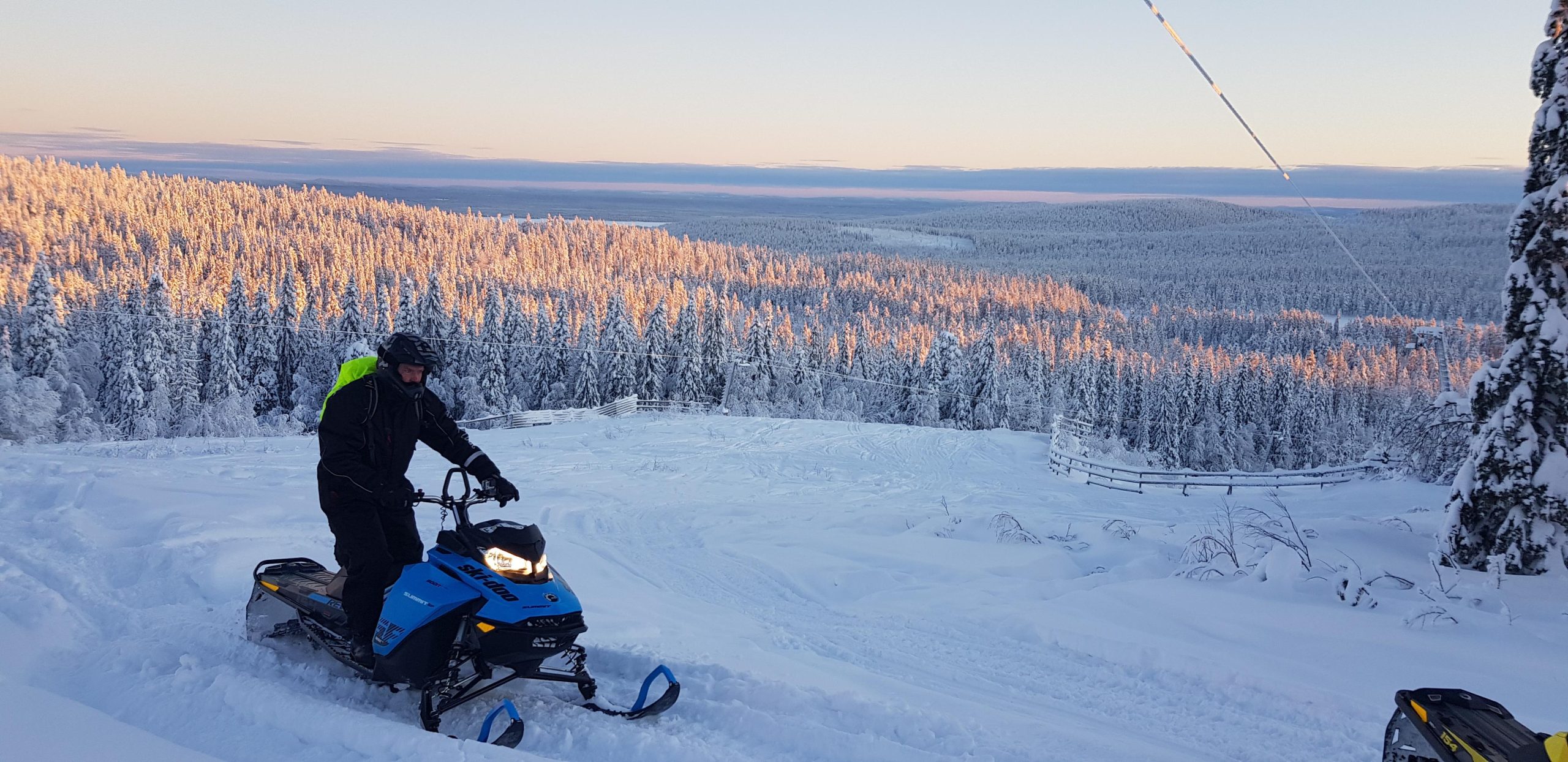 Arvidsjaur: 2-hour snowmobile tour in Swedish Lapland – Arvidsjaur, Sweden