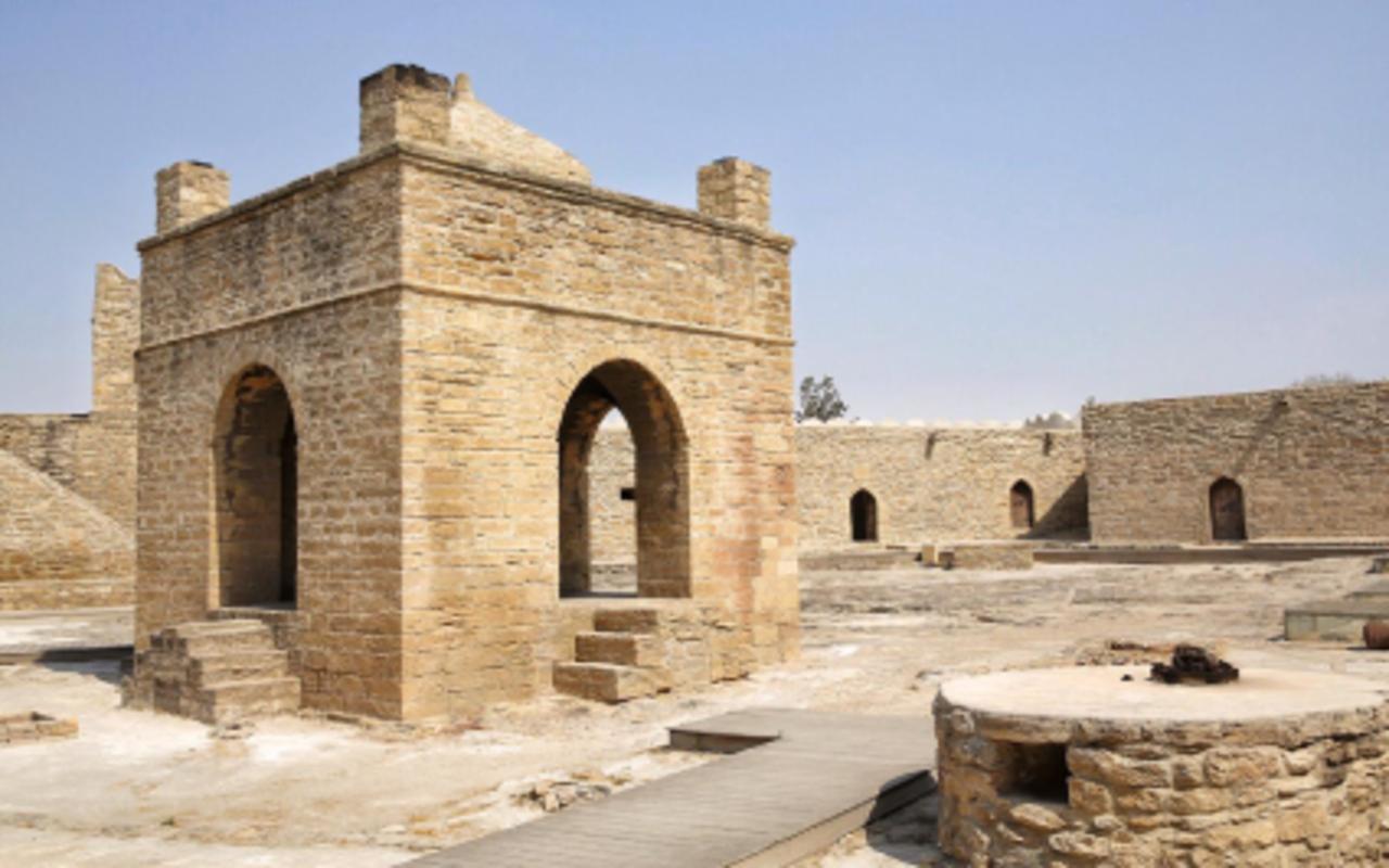 Ateshgah Fire temple and Burning mountain tour – Azerbaijan
